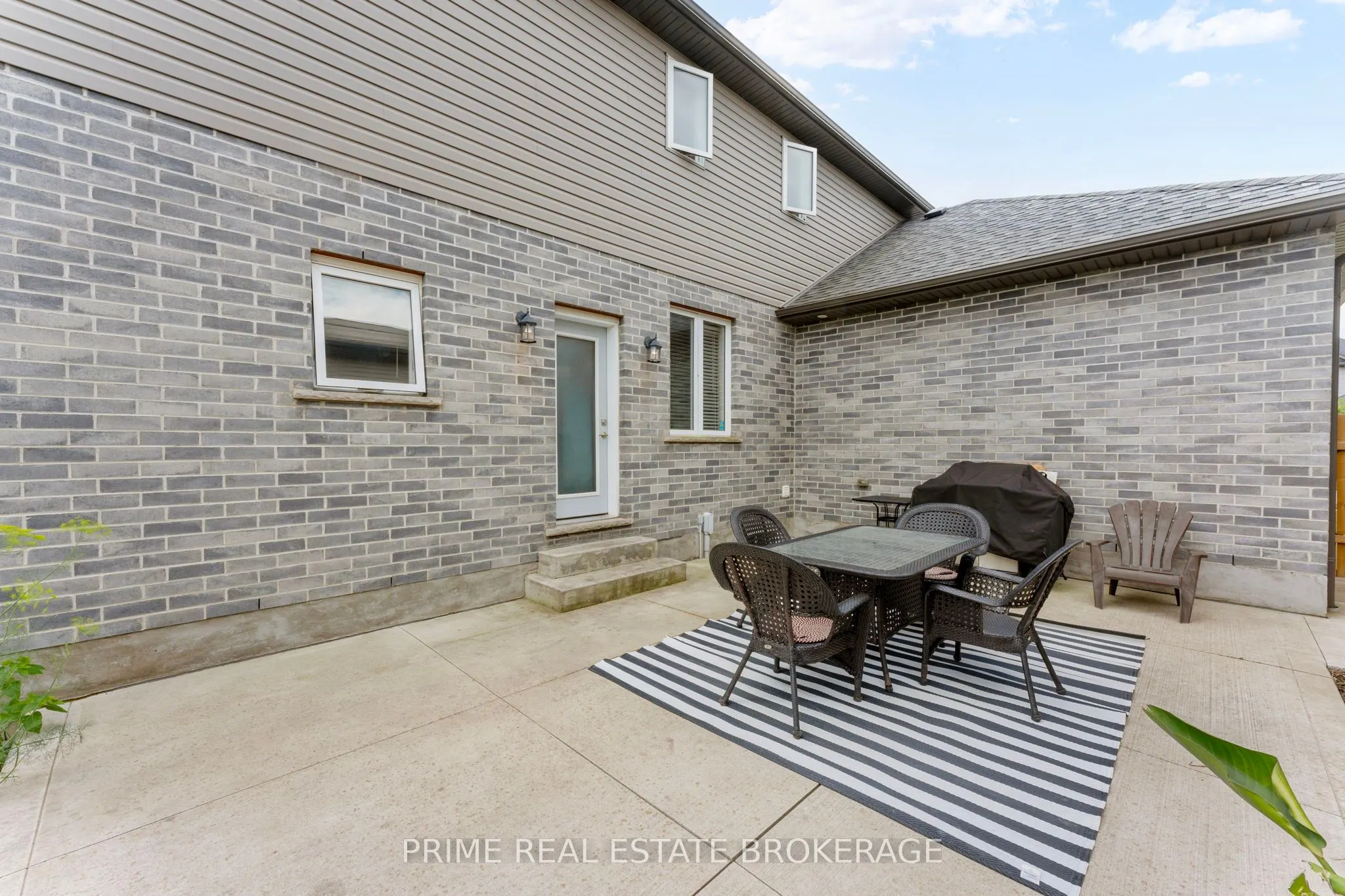 95 Boyd Boulevard