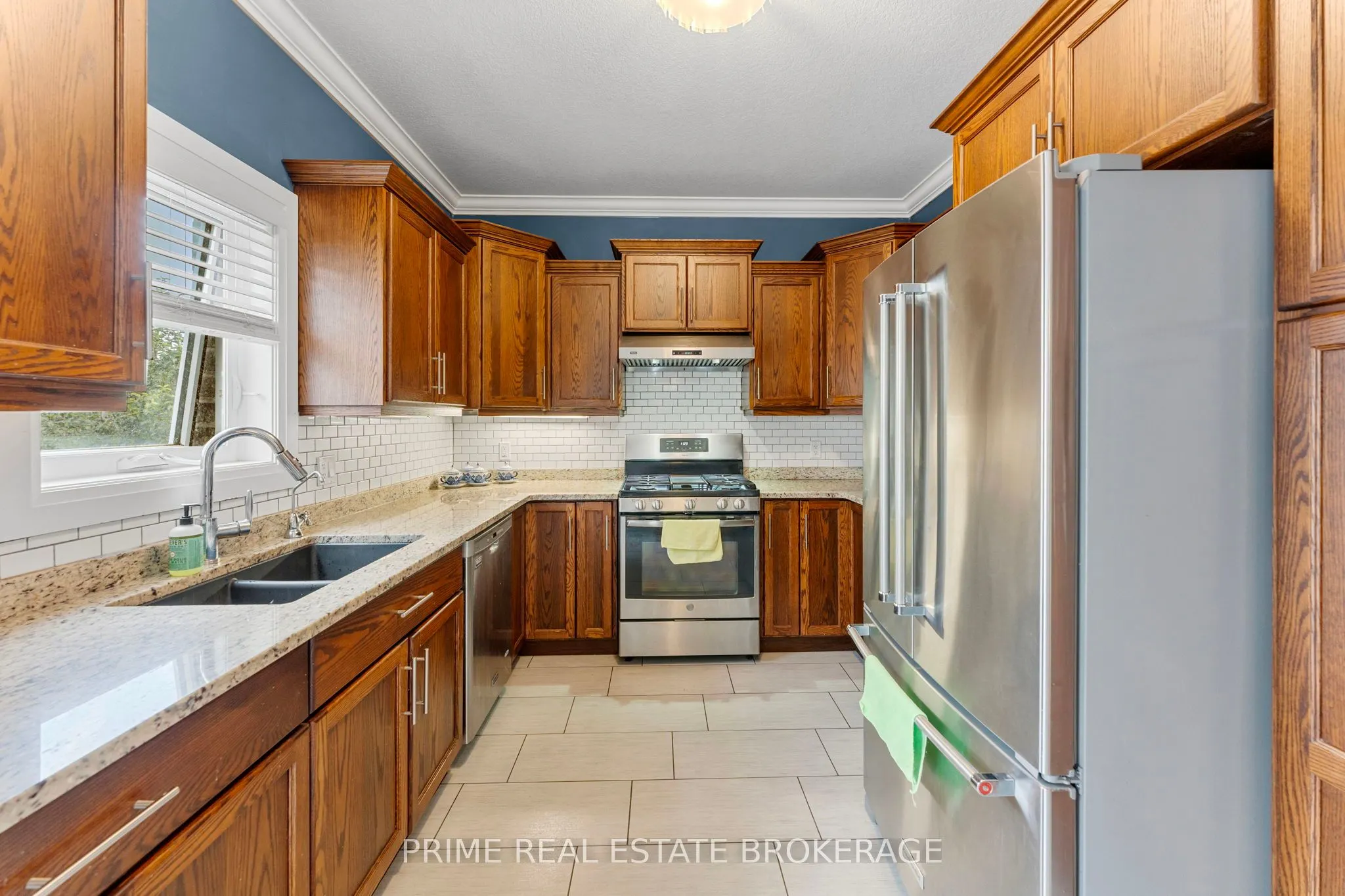 95 Boyd Boulevard