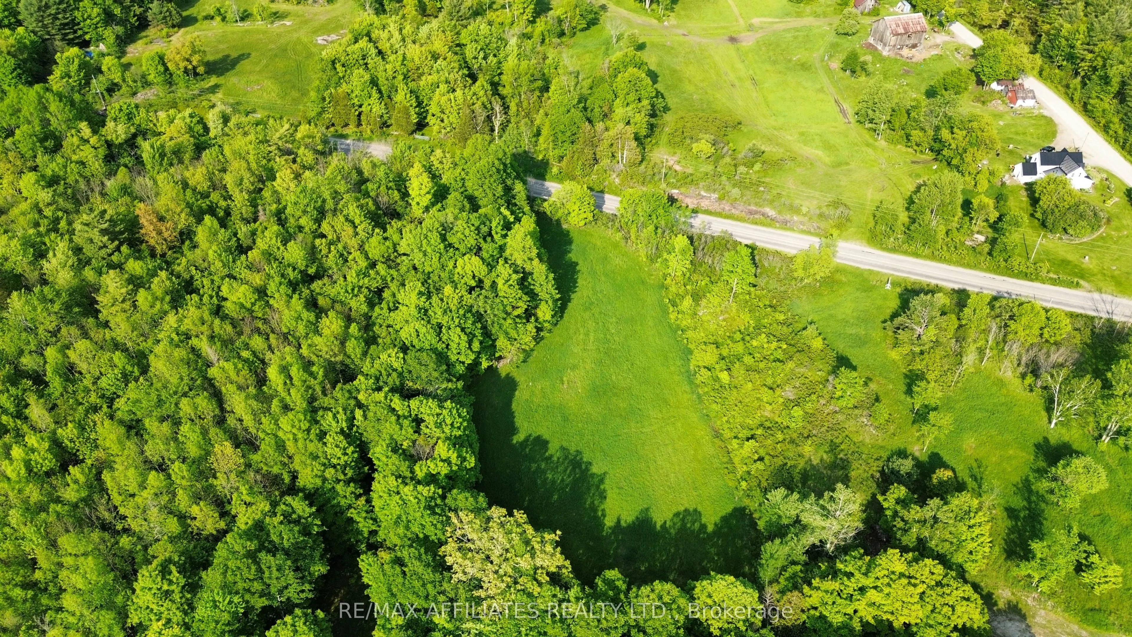 00 Long Lake Road