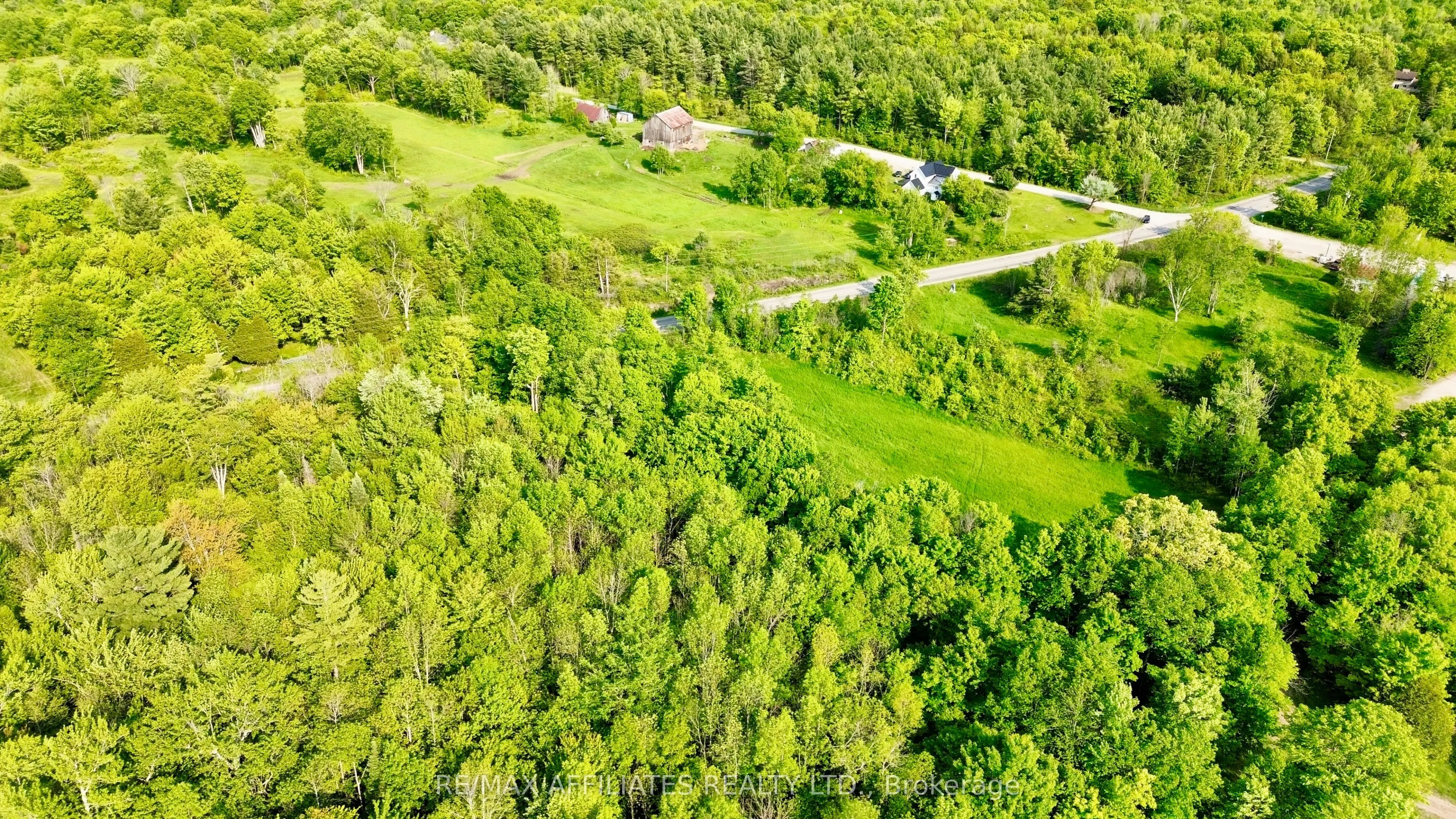 00 Long Lake Road