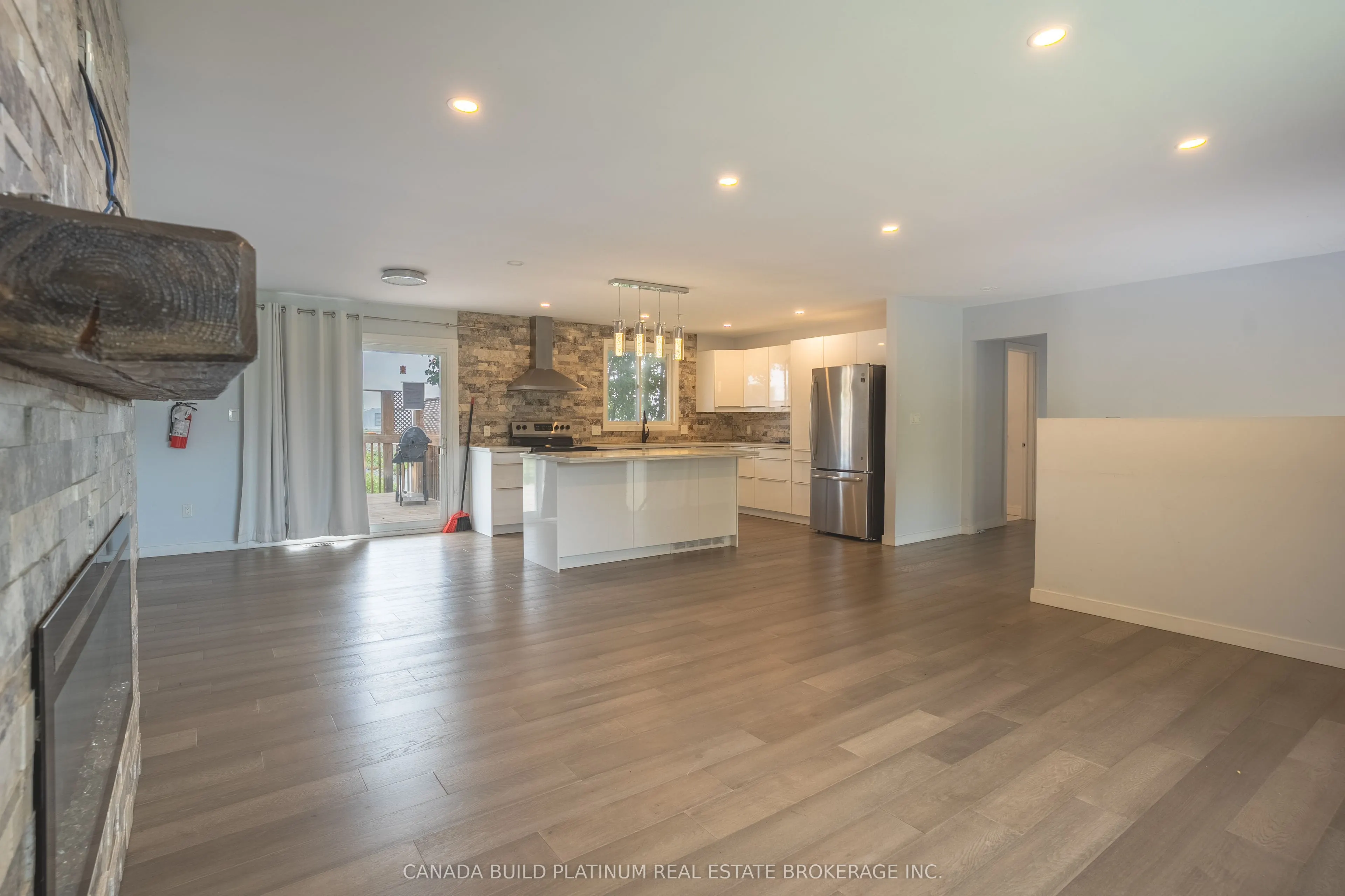 1269 1273 Larkin Road E