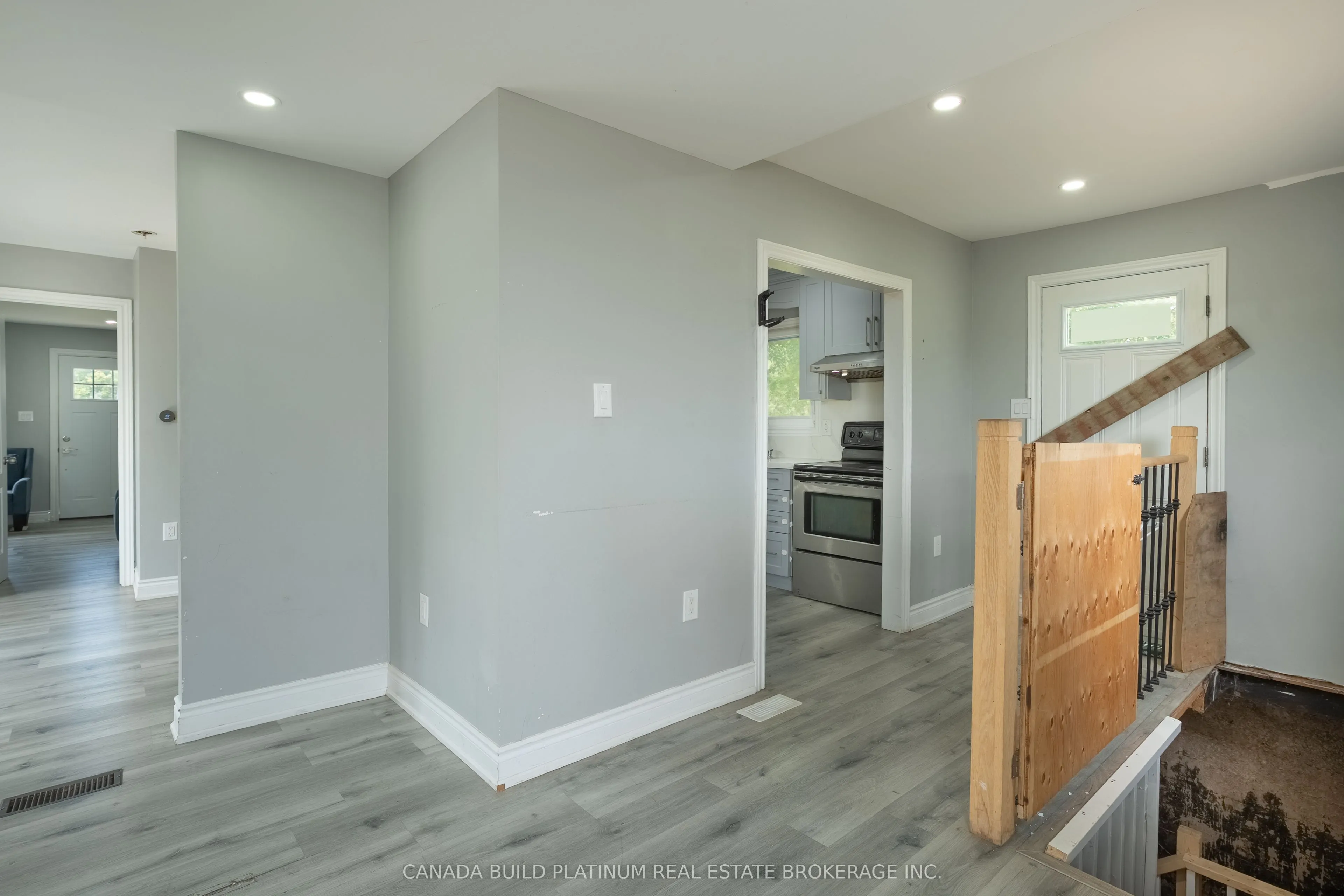 1269 1273 Larkin Road E