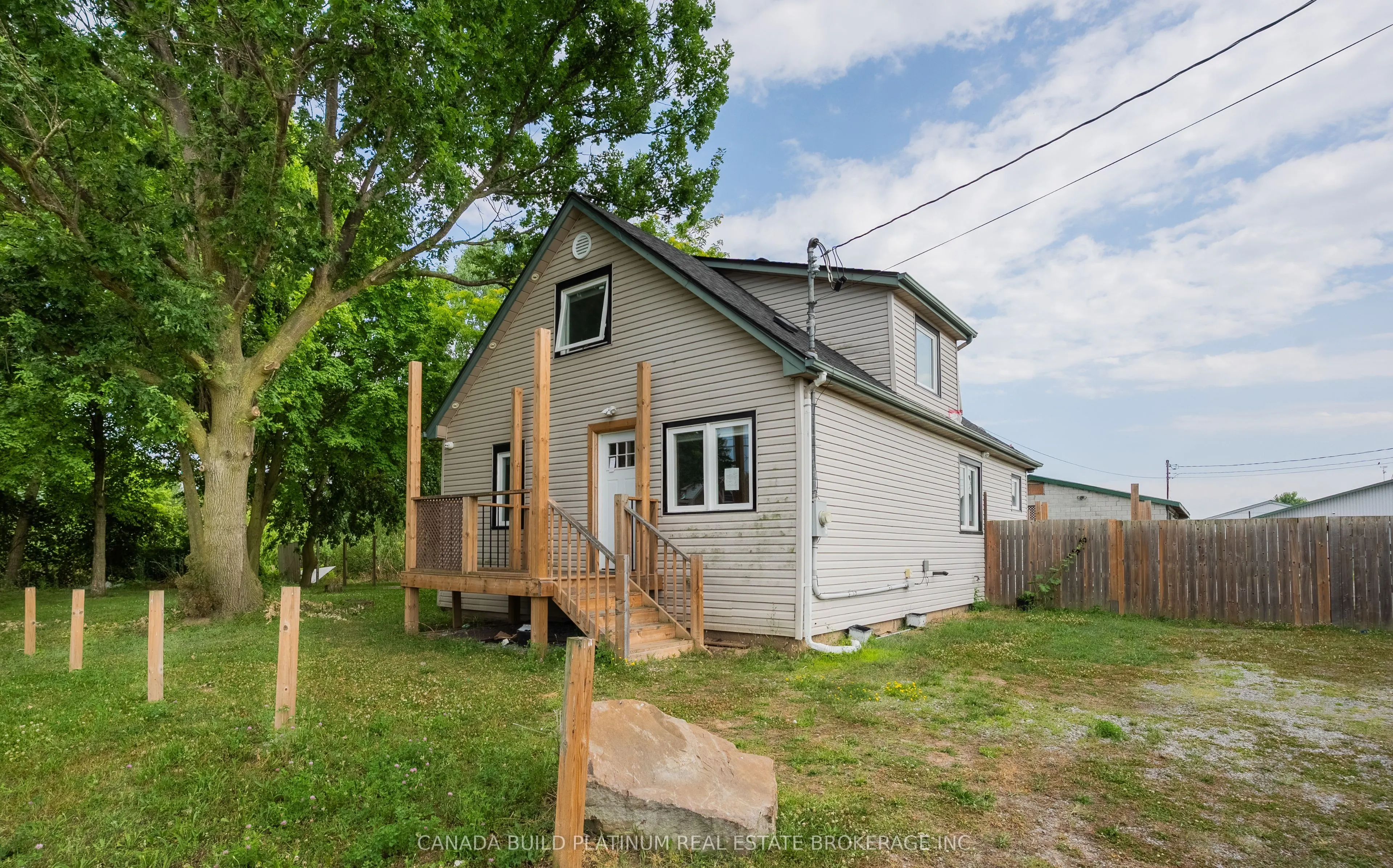 1269 1273 Larkin Road E