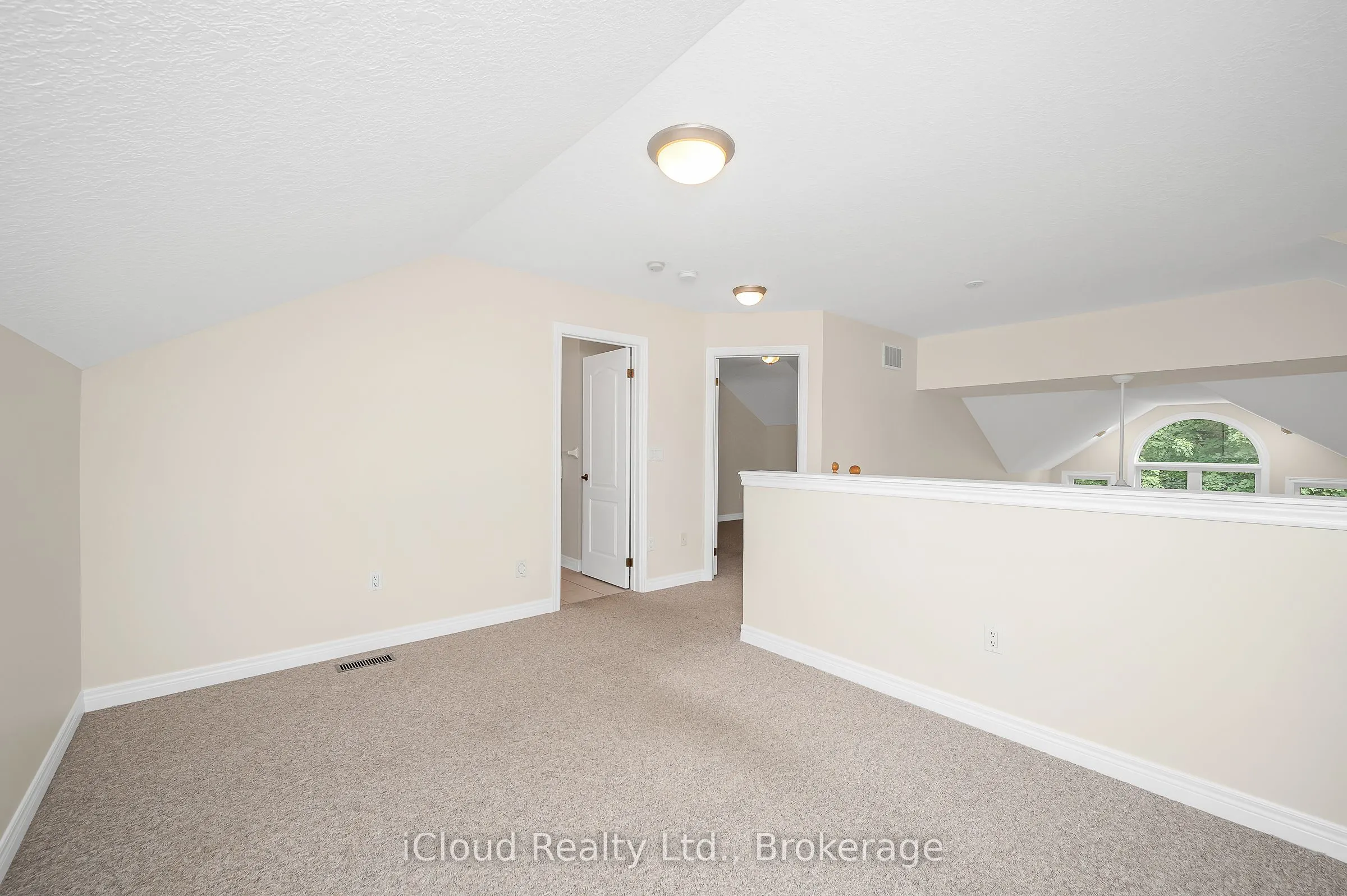 40 Wesleyan Court, #45