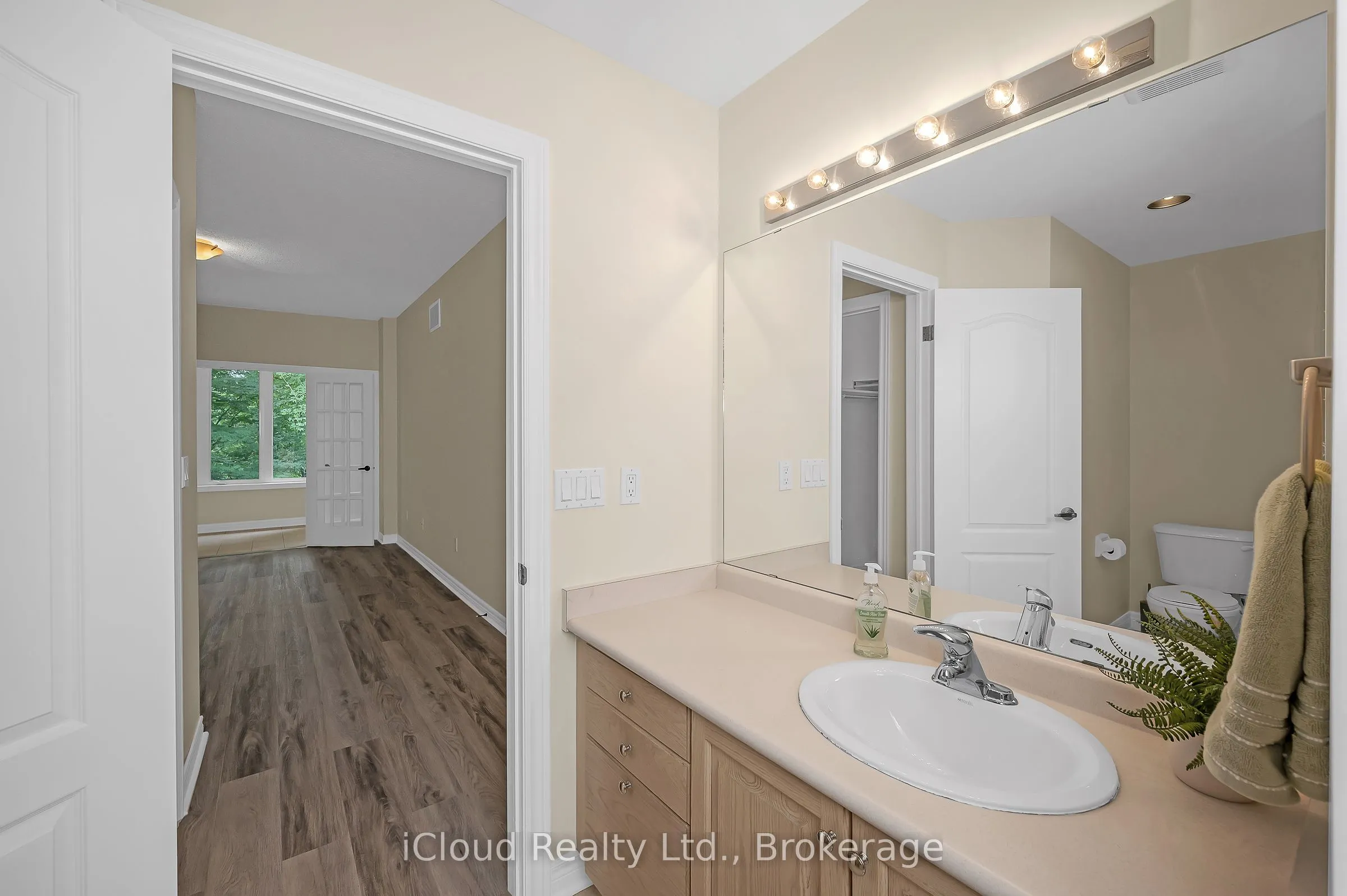 40 Wesleyan Court, #45