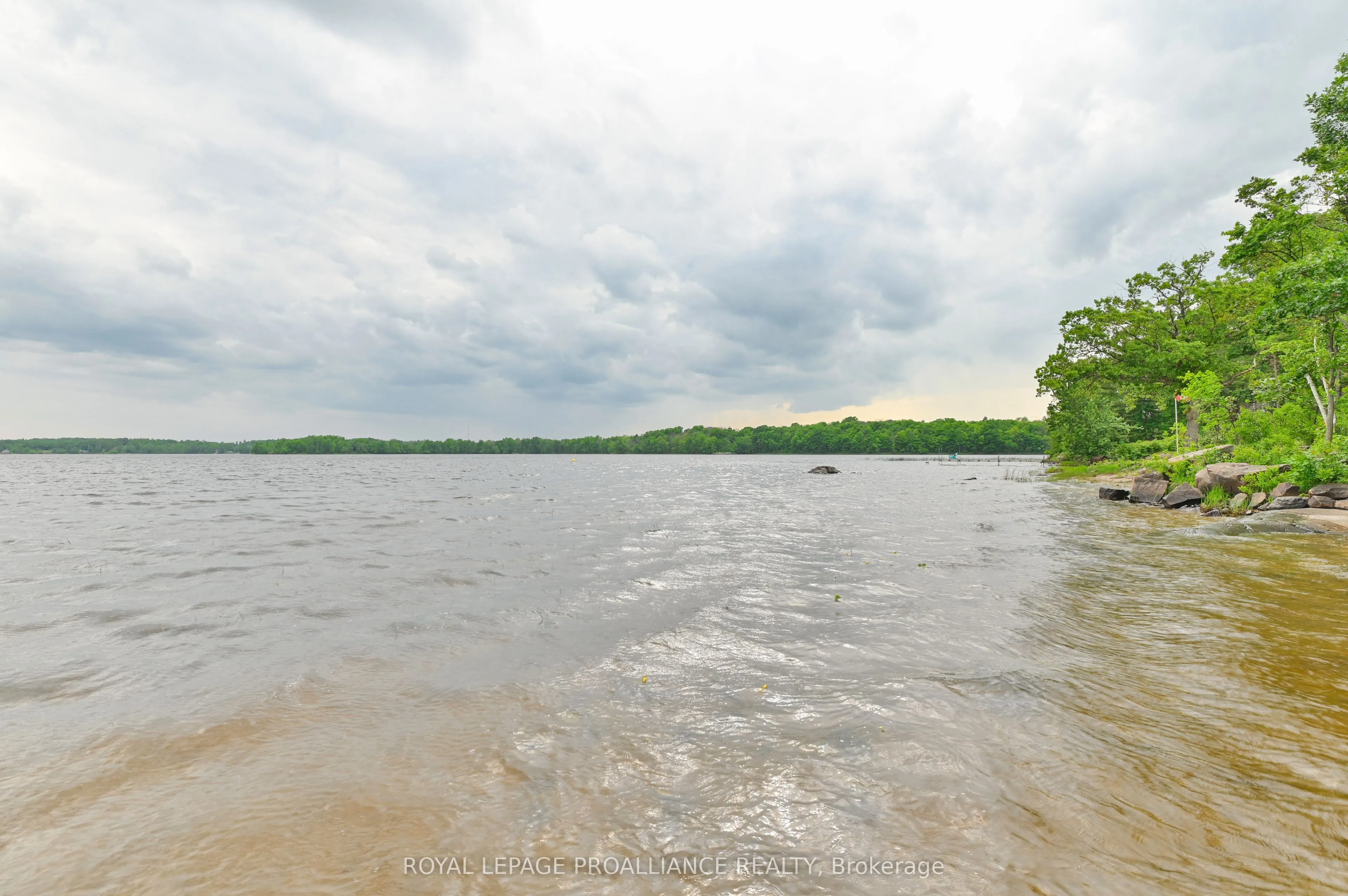 304 Lakeview Lane