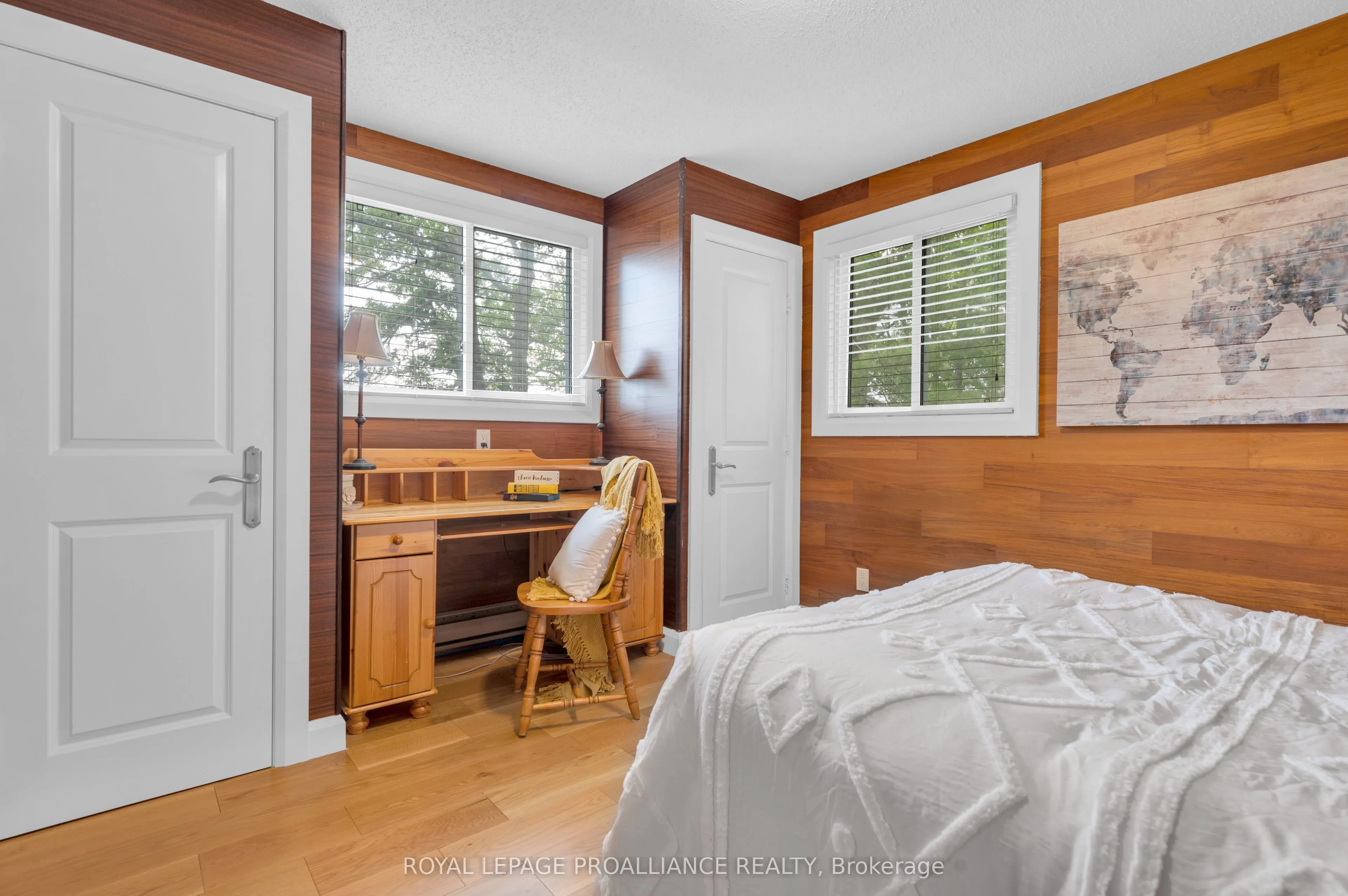 304 Lakeview Lane