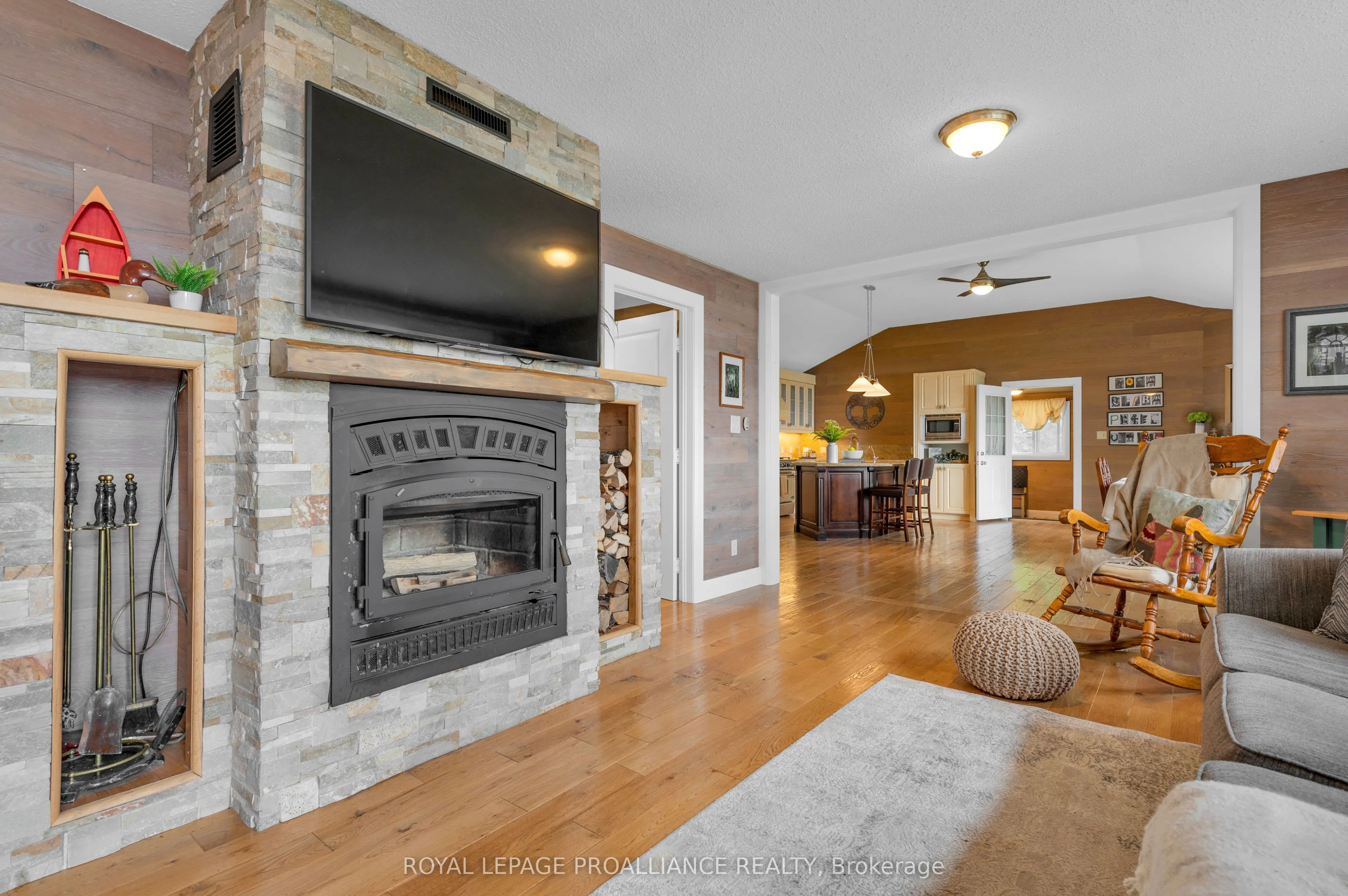 304 Lakeview Lane