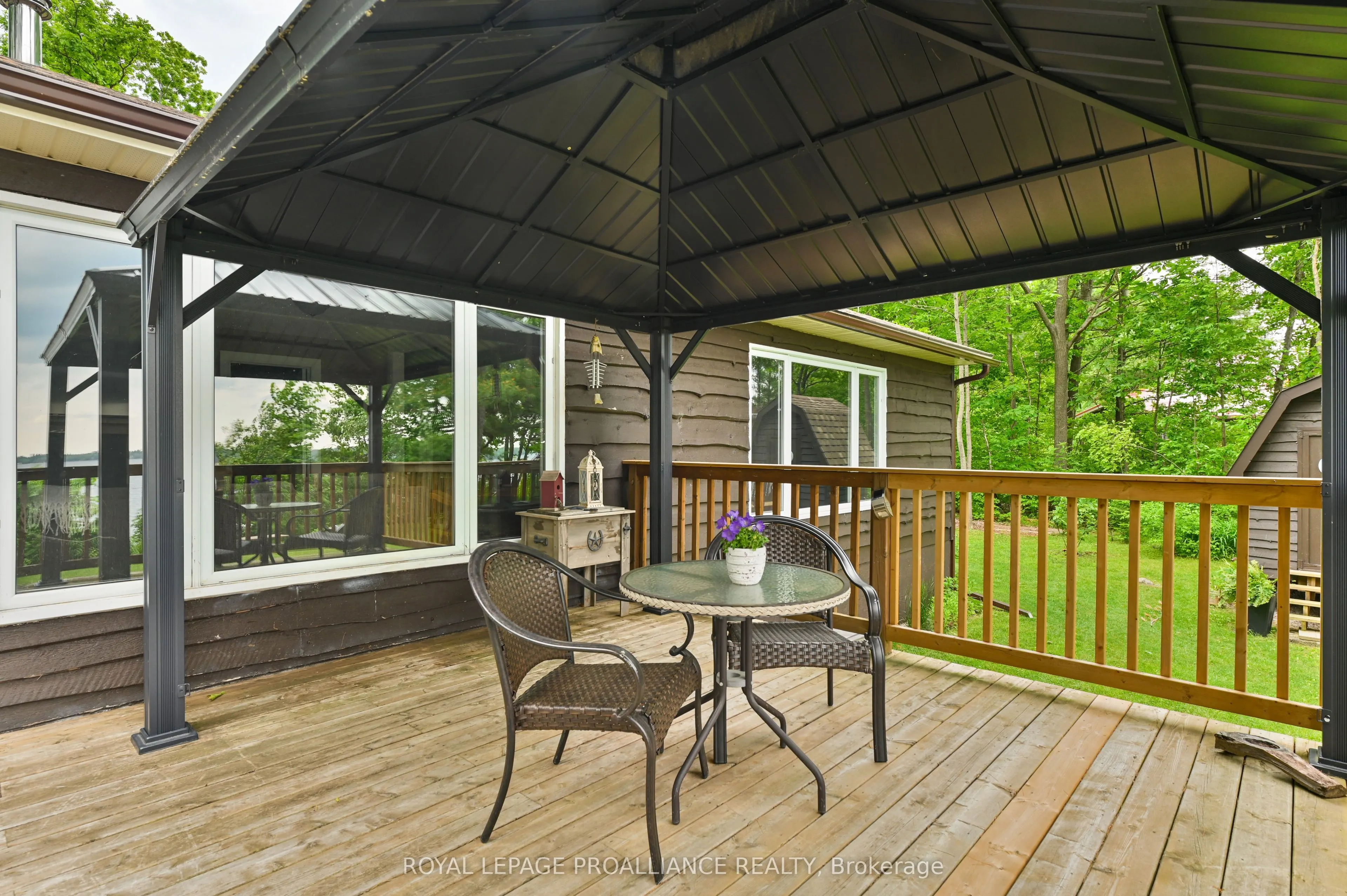 304 Lakeview Lane