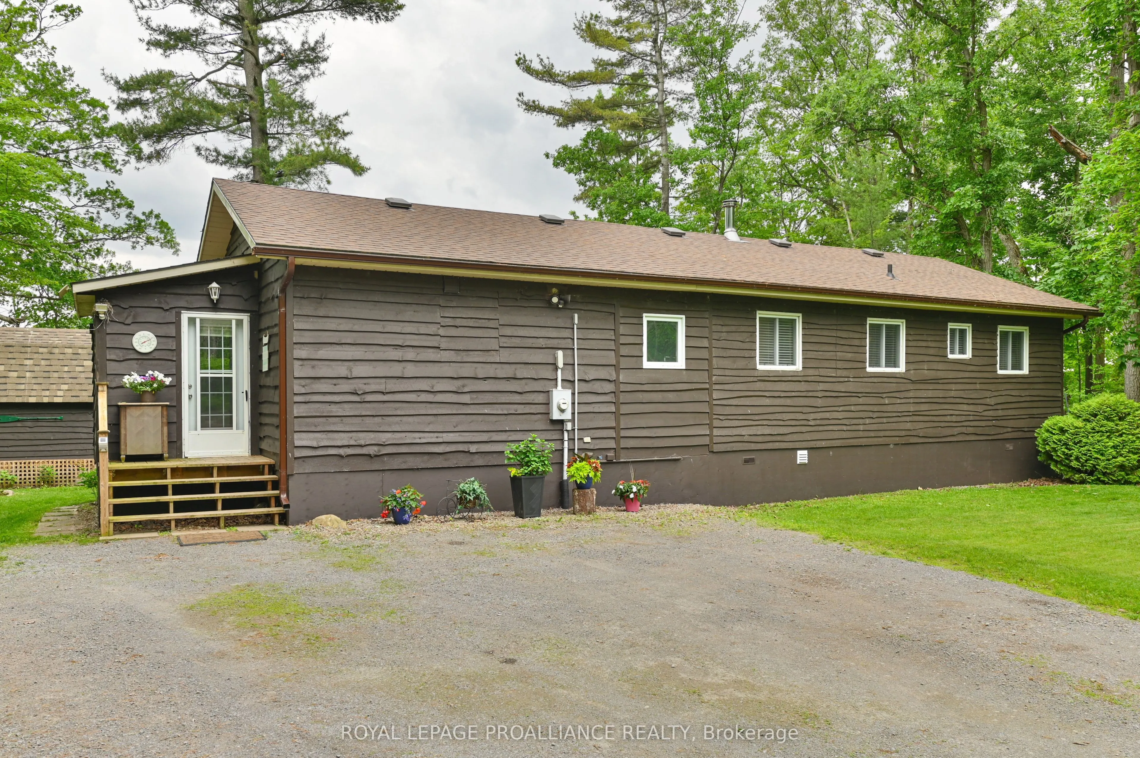304 Lakeview Lane