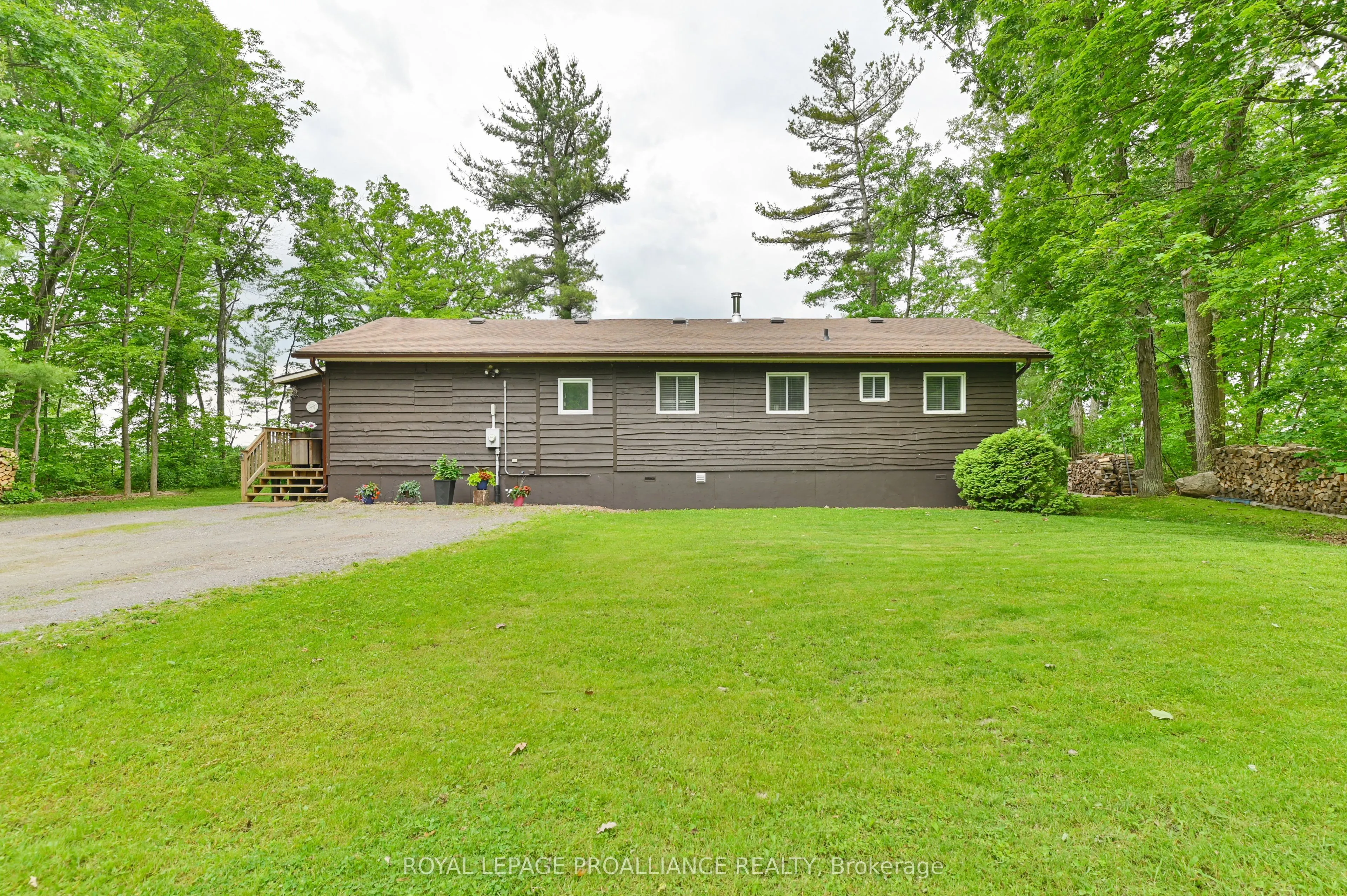 304 Lakeview Lane