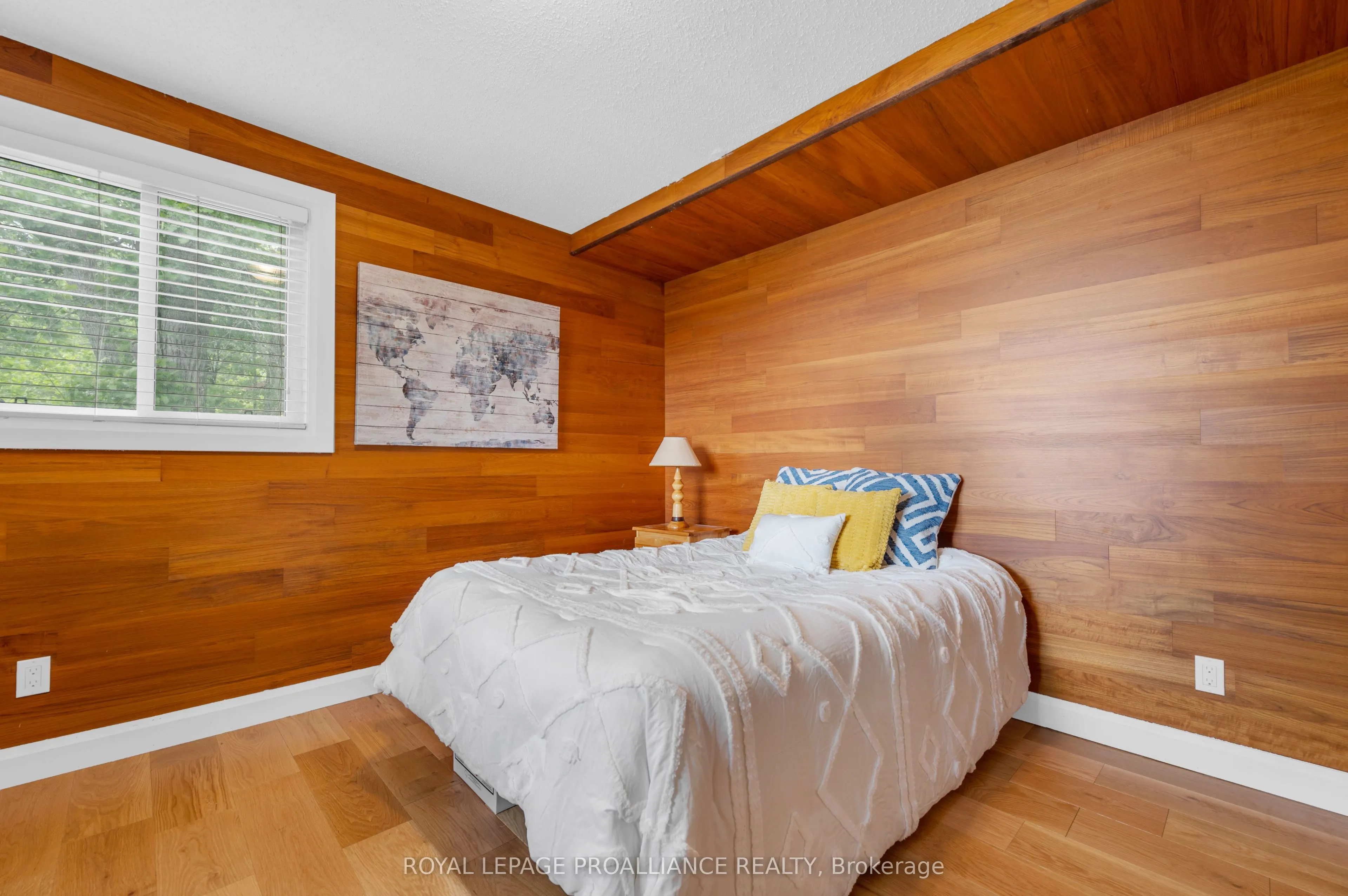 304 Lakeview Lane