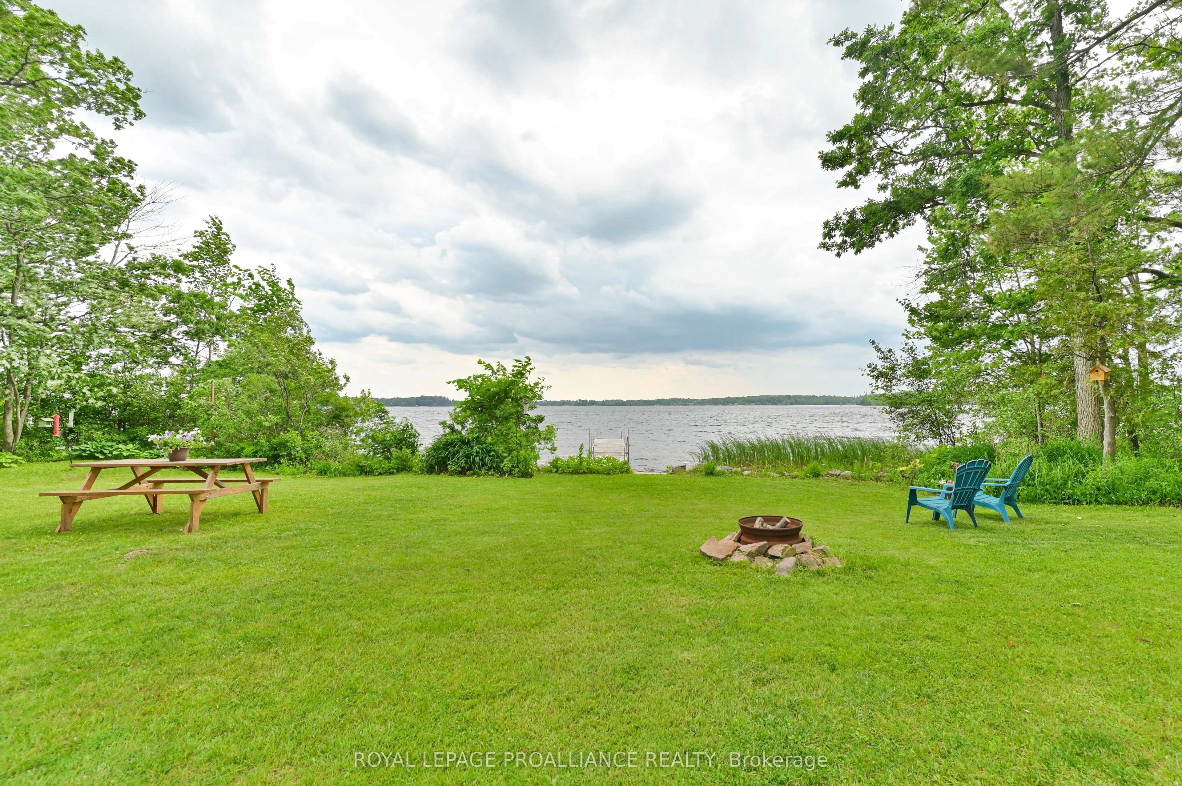 304 Lakeview Lane
