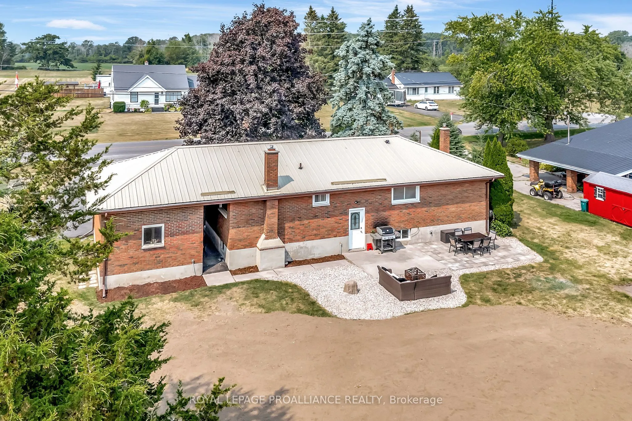 206 ELMWOOD Drive