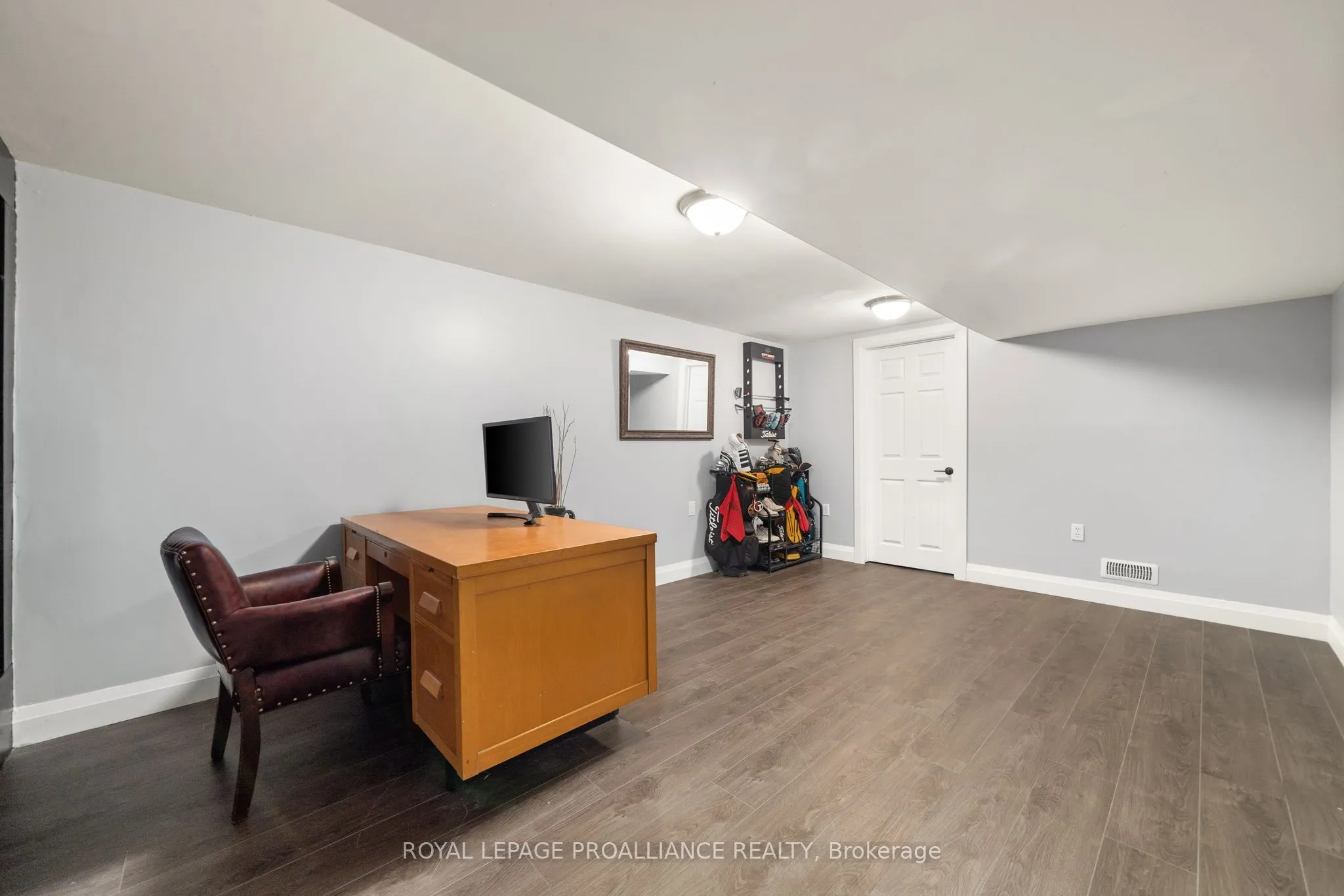 206 ELMWOOD Drive