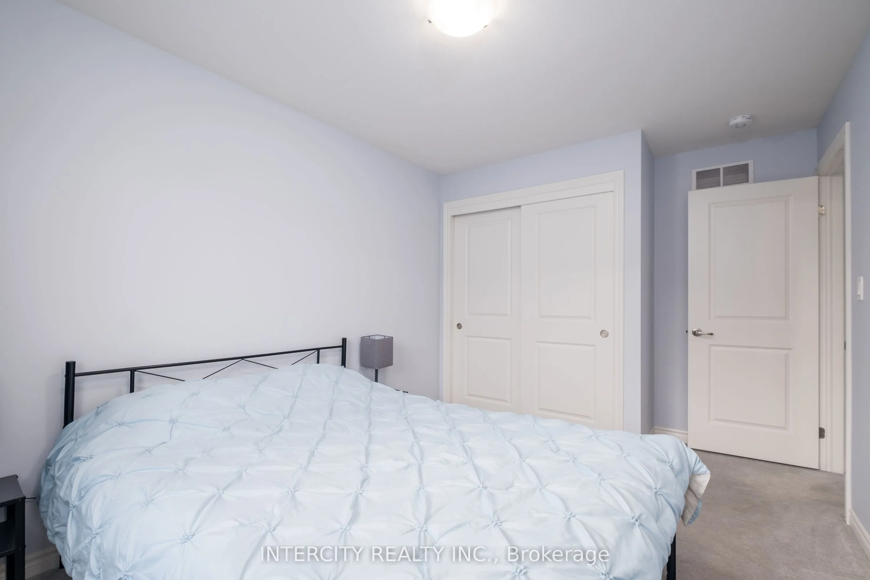7945 Oldfield Road, #13