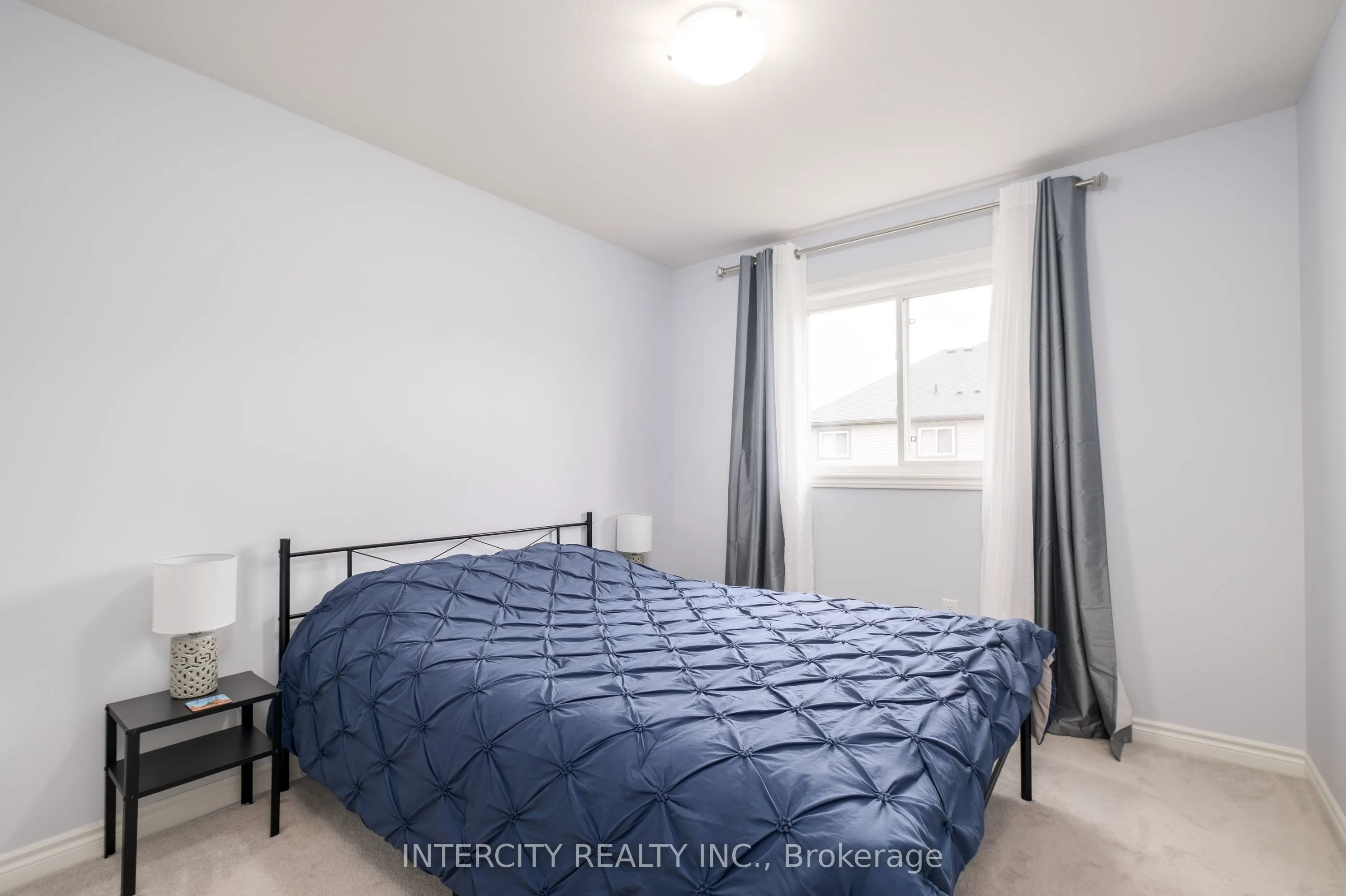 7945 Oldfield Road, #13