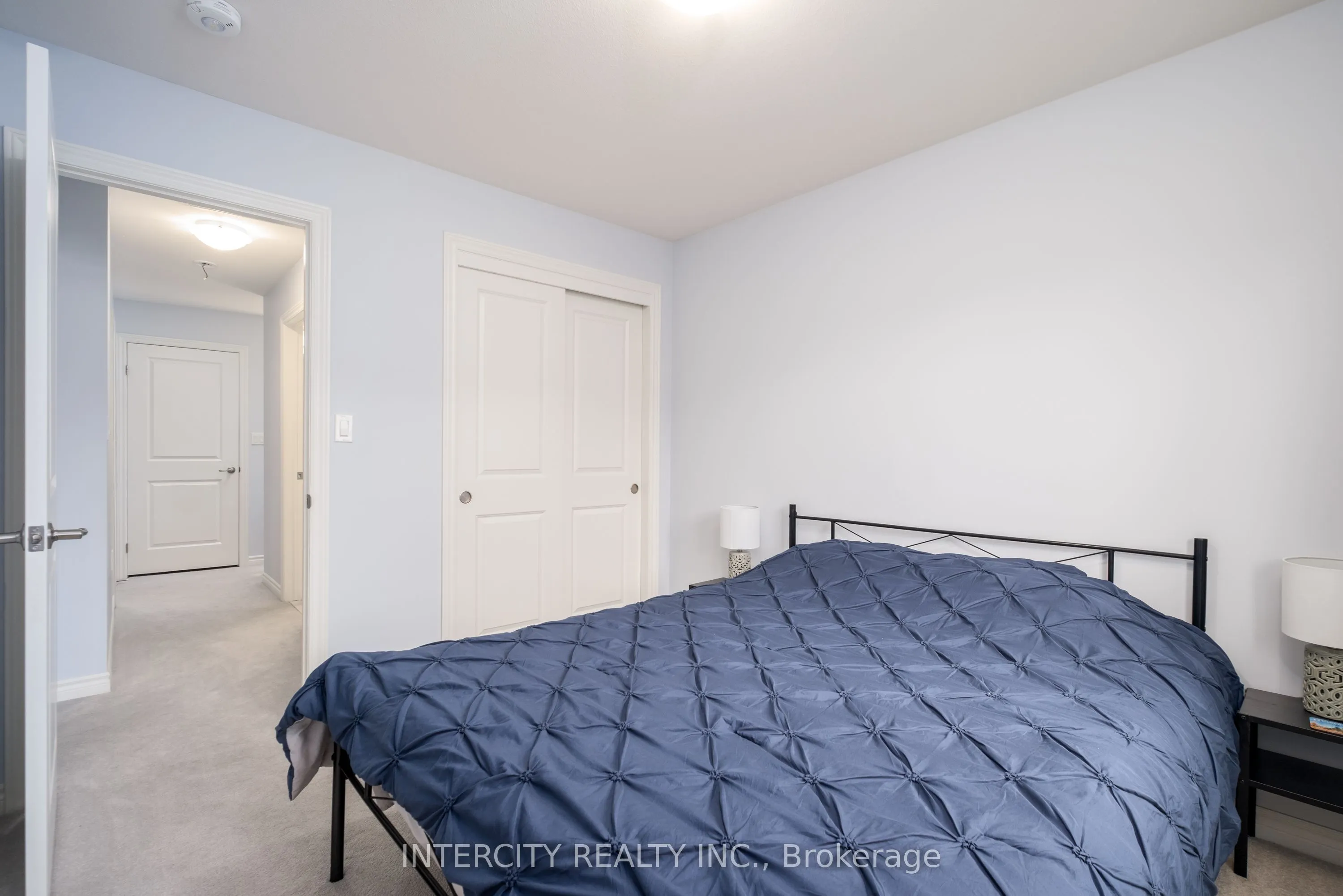 7945 Oldfield Road, #13