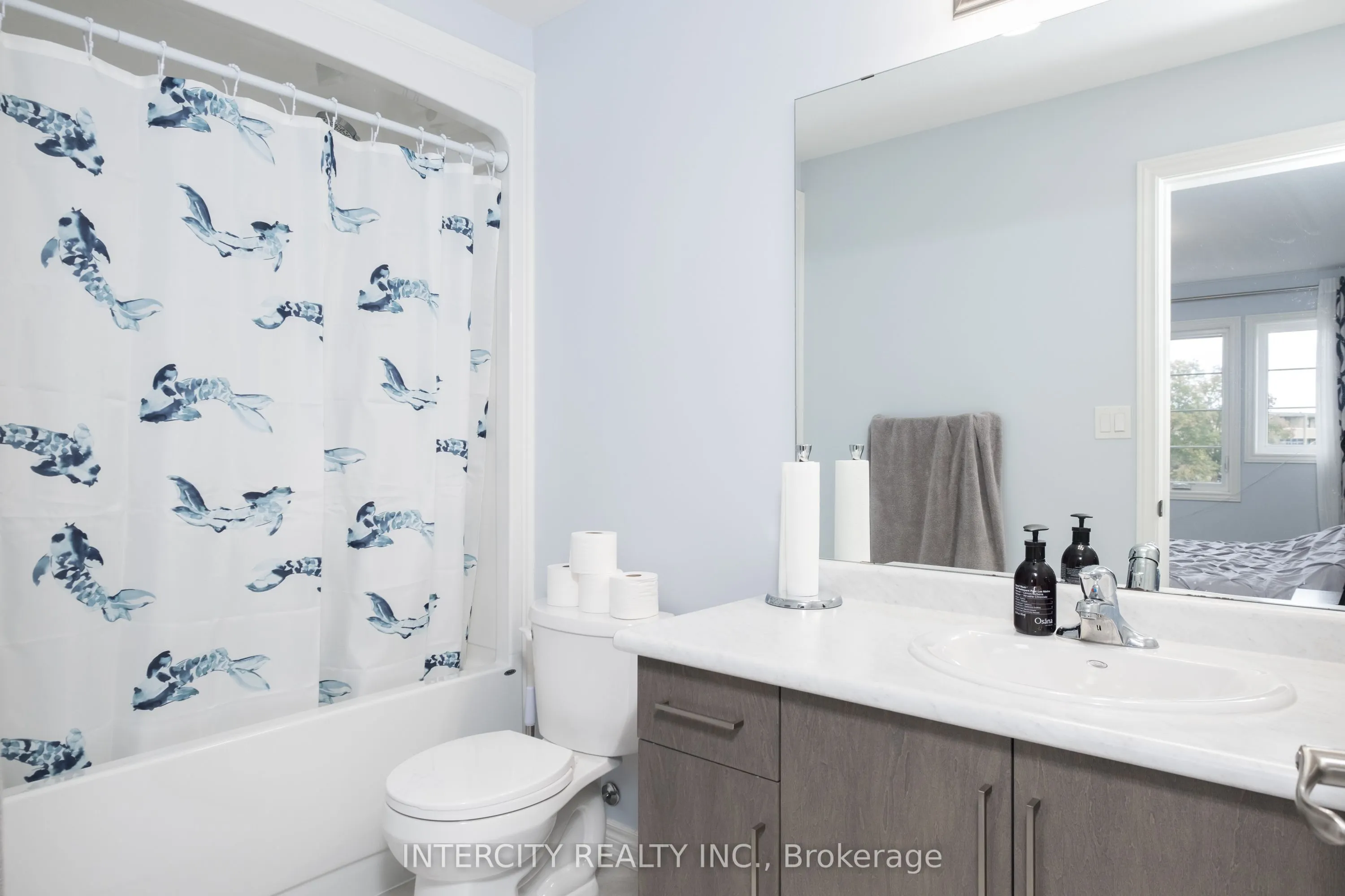 7945 Oldfield Road, #13