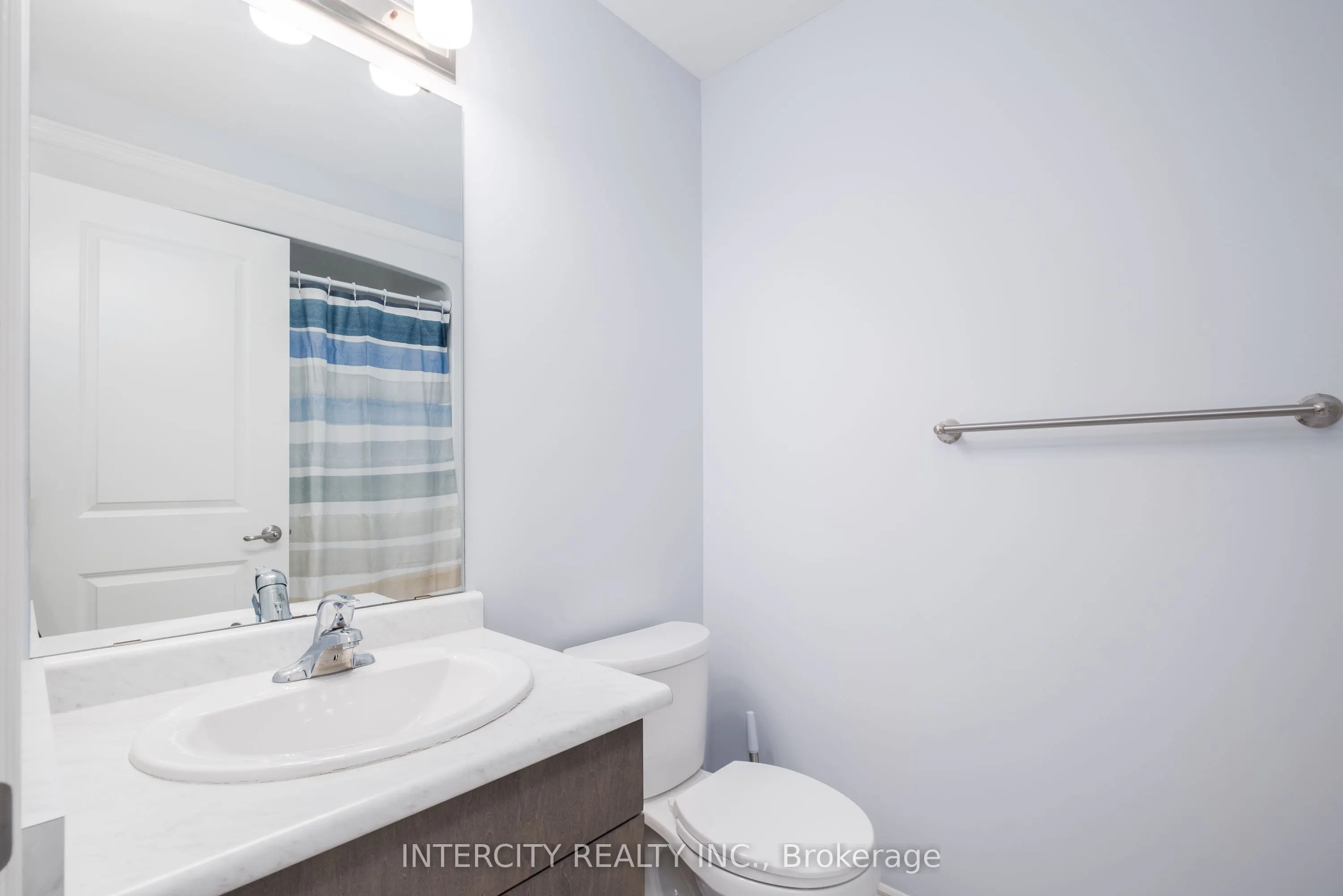 7945 Oldfield Road, #13