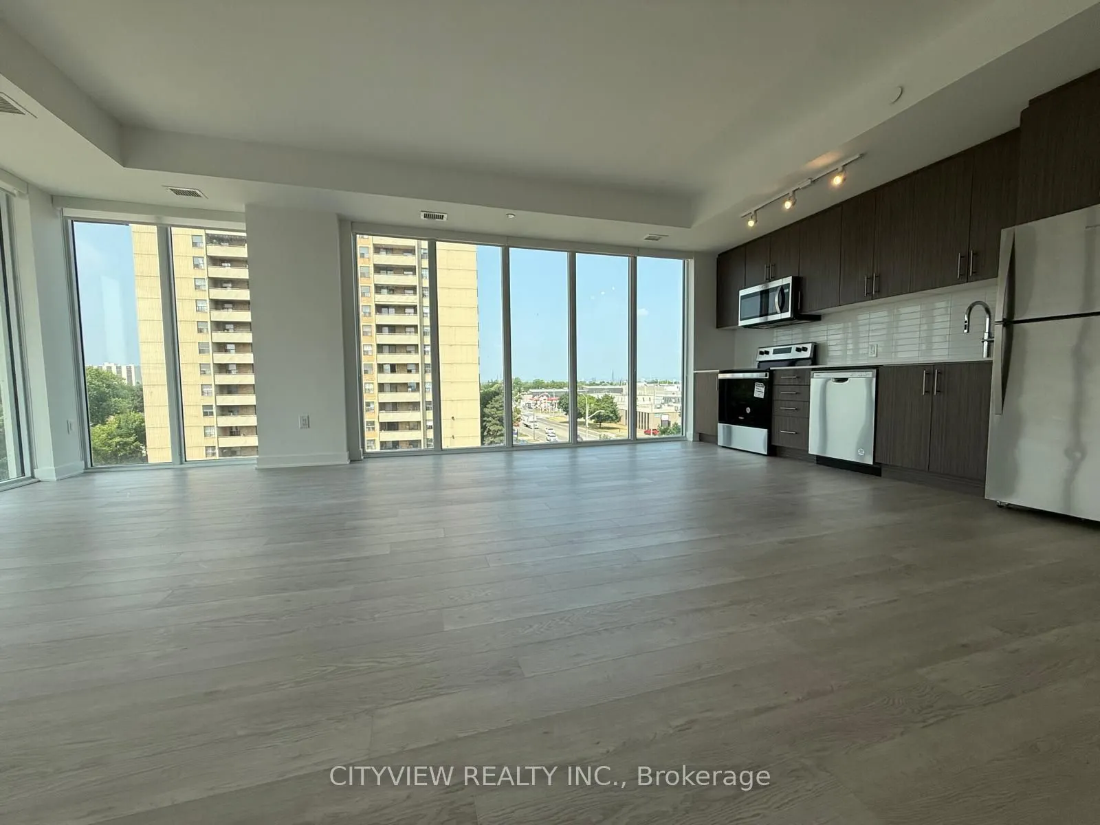 2782 Barton Street E, #406