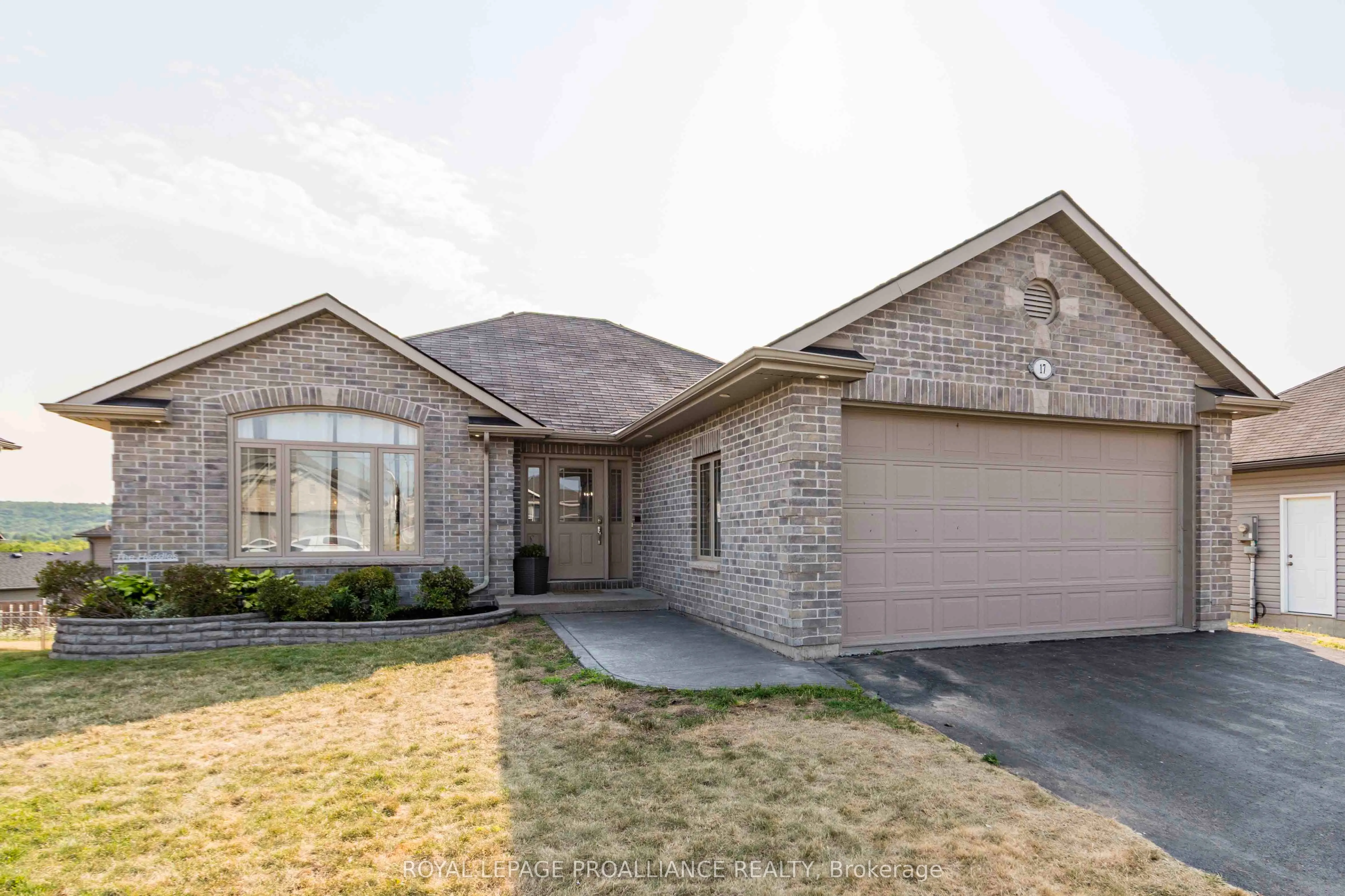 17 Rosewood Drive