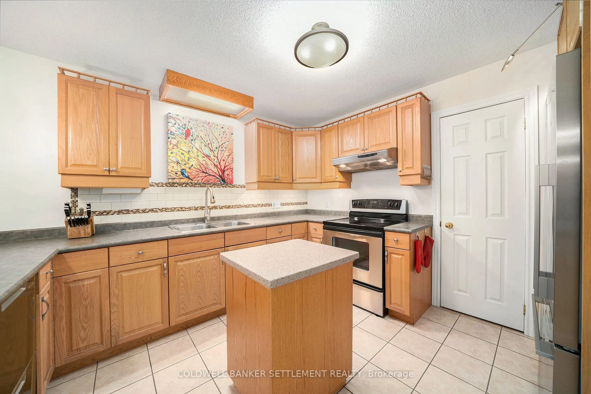 120 BECKWITH Street E, #C