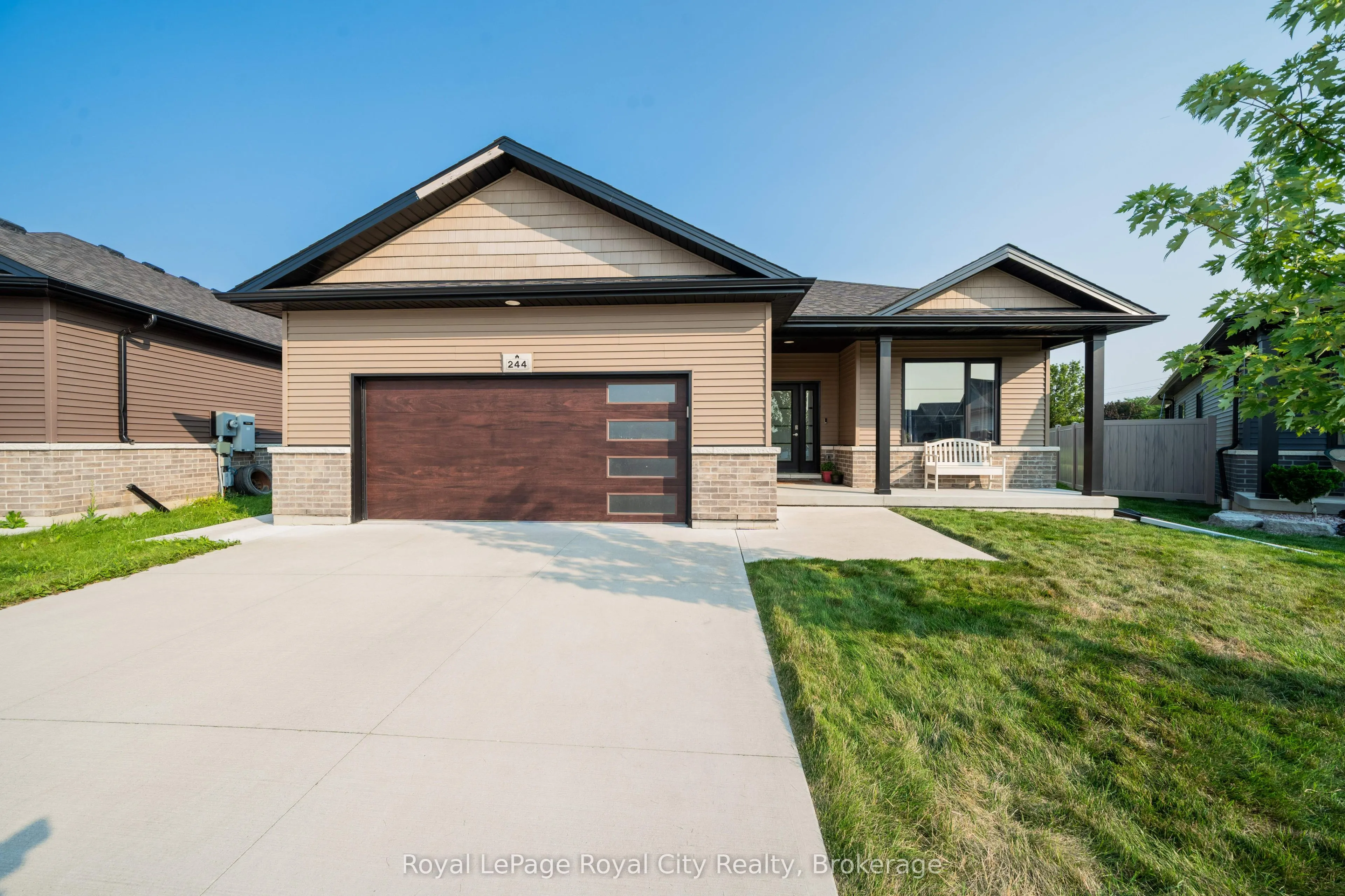 244 Moonstone Crescent