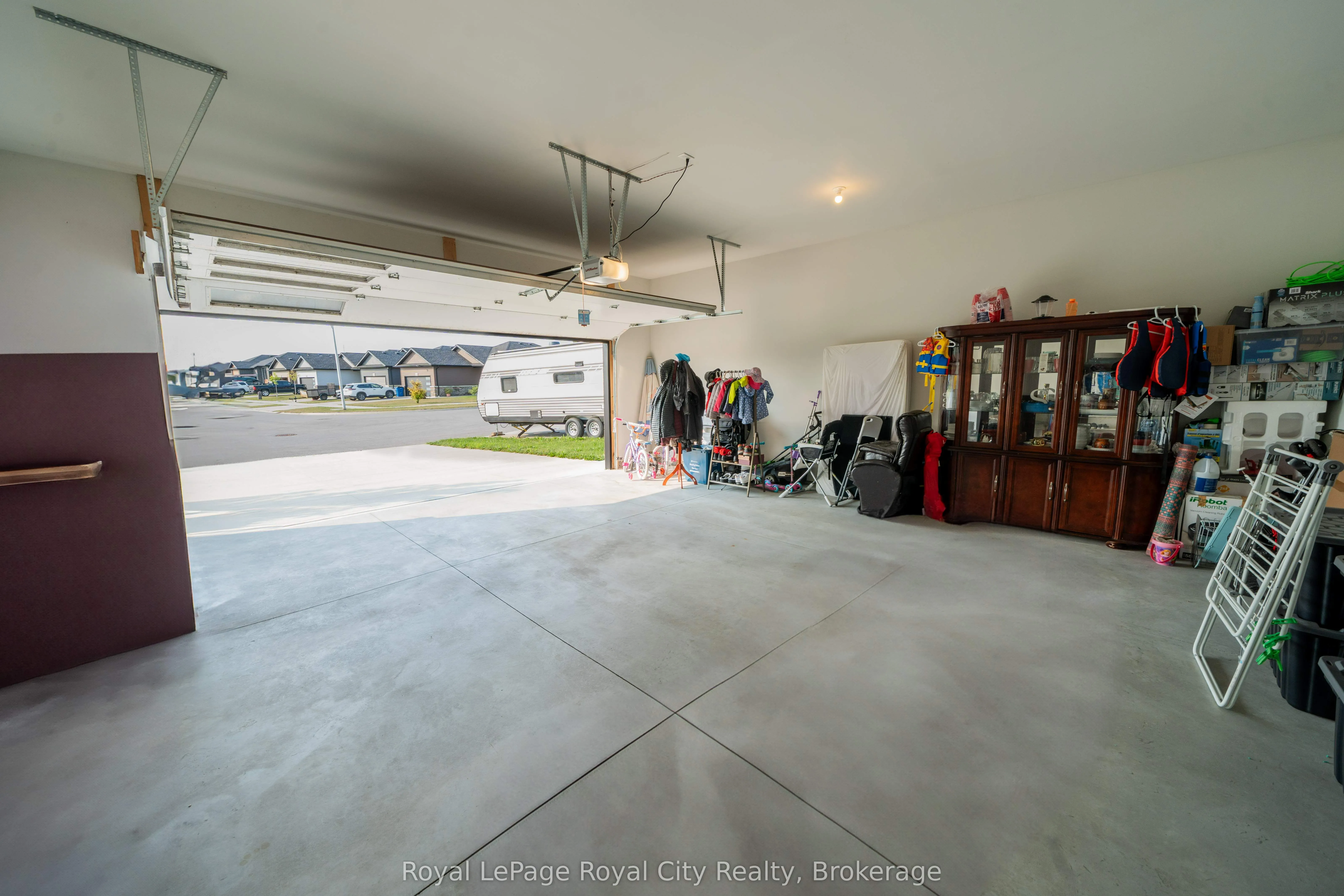 244 Moonstone Crescent