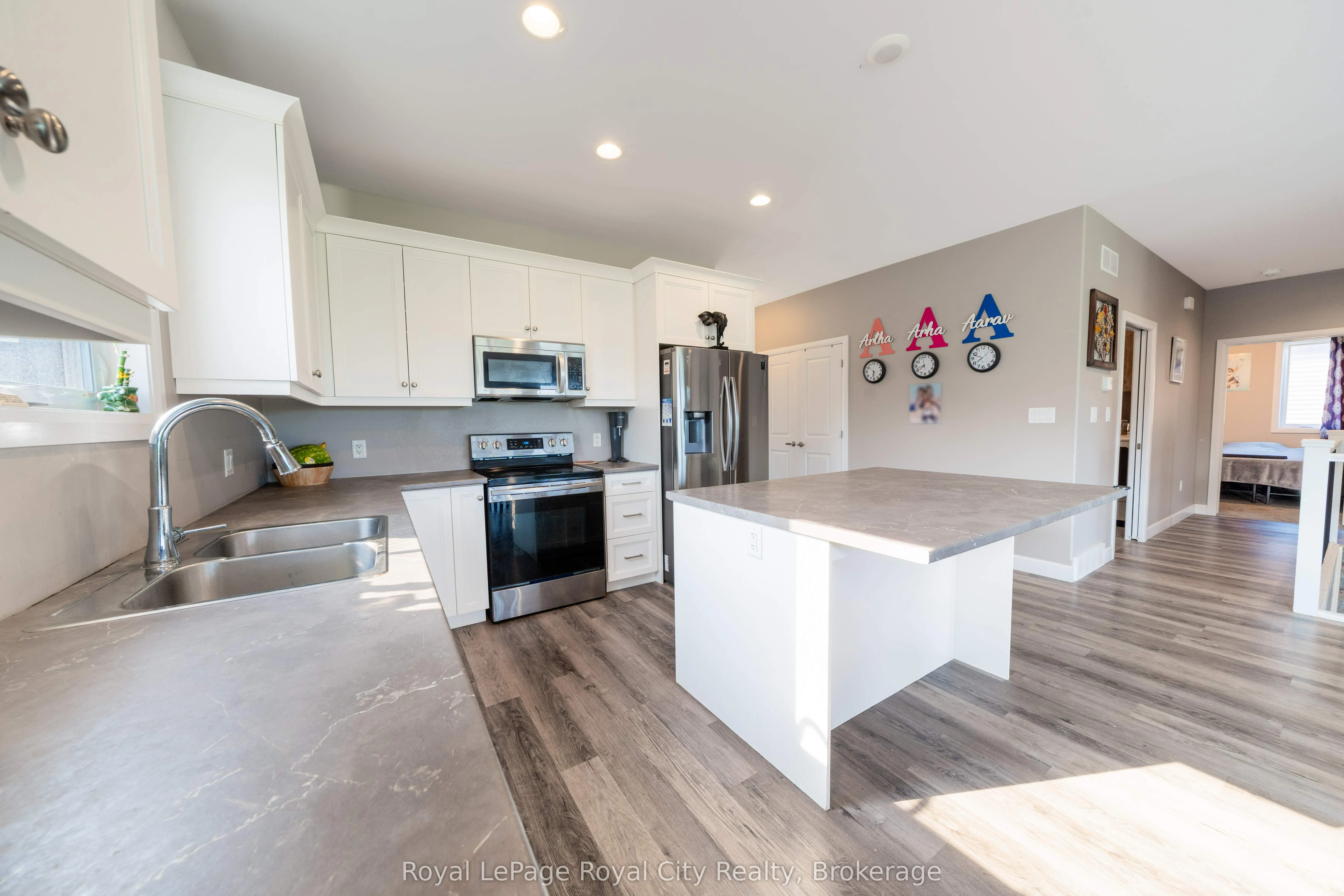 244 Moonstone Crescent