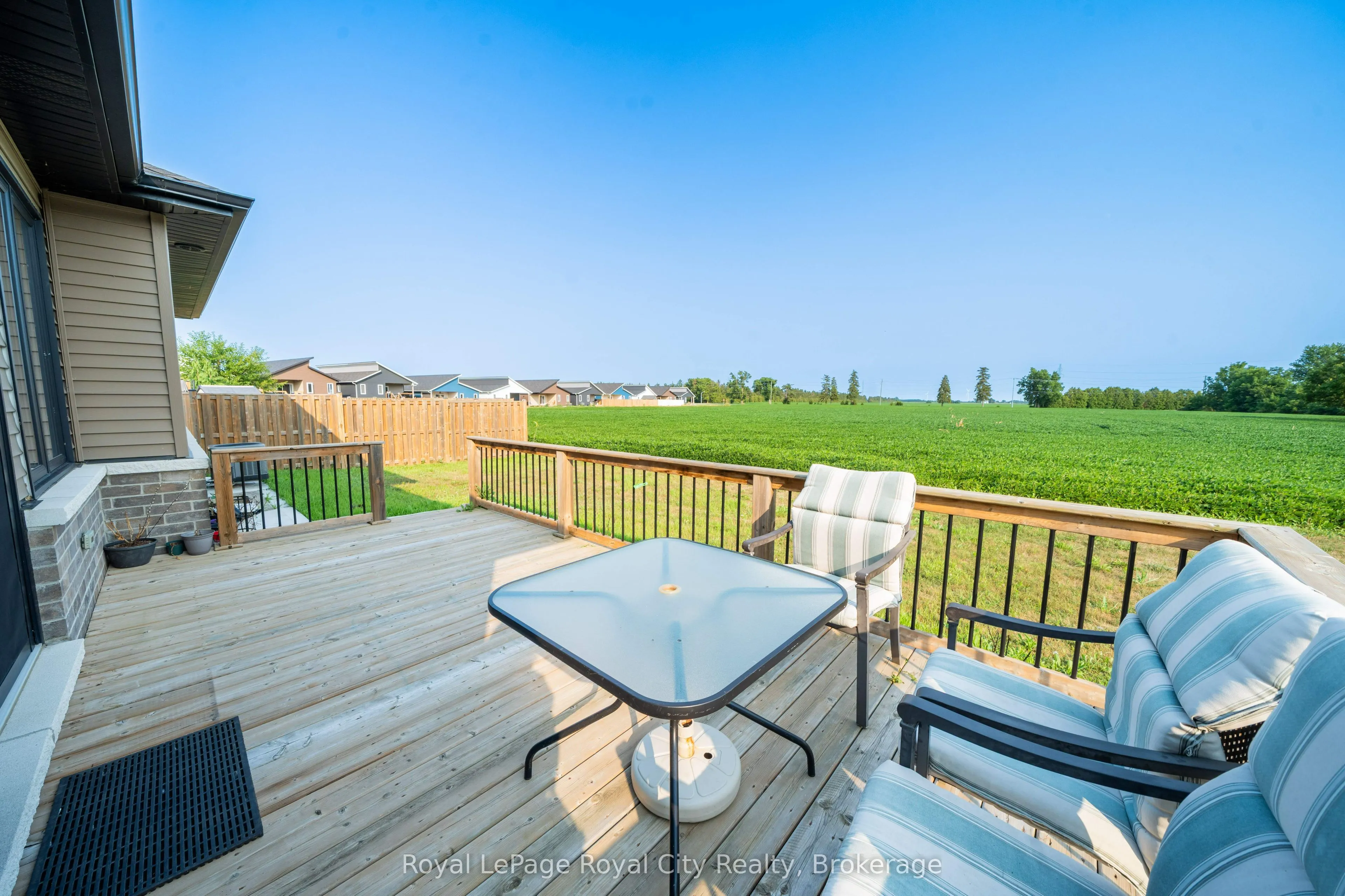 244 Moonstone Crescent
