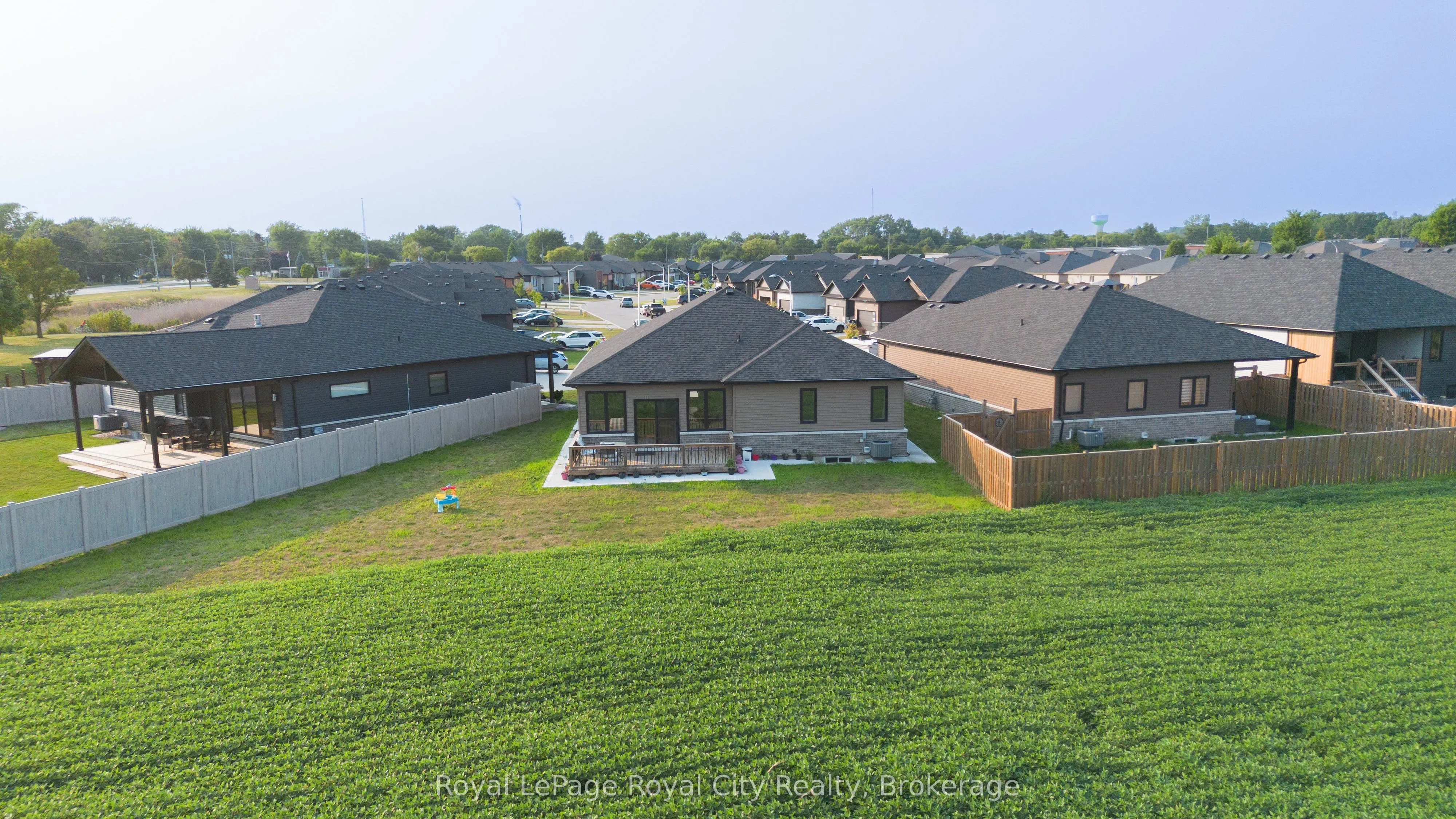 244 Moonstone Crescent
