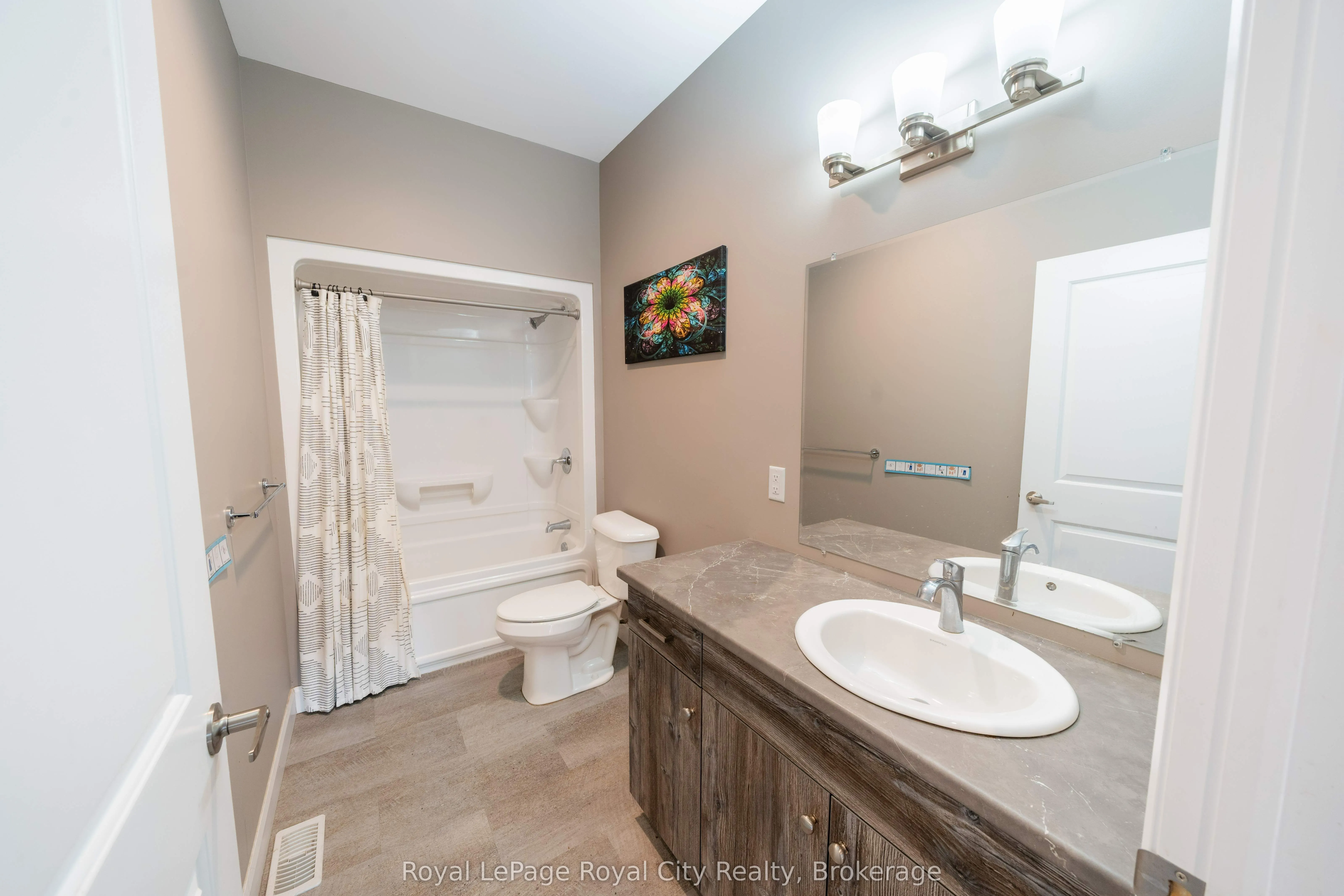 244 Moonstone Crescent