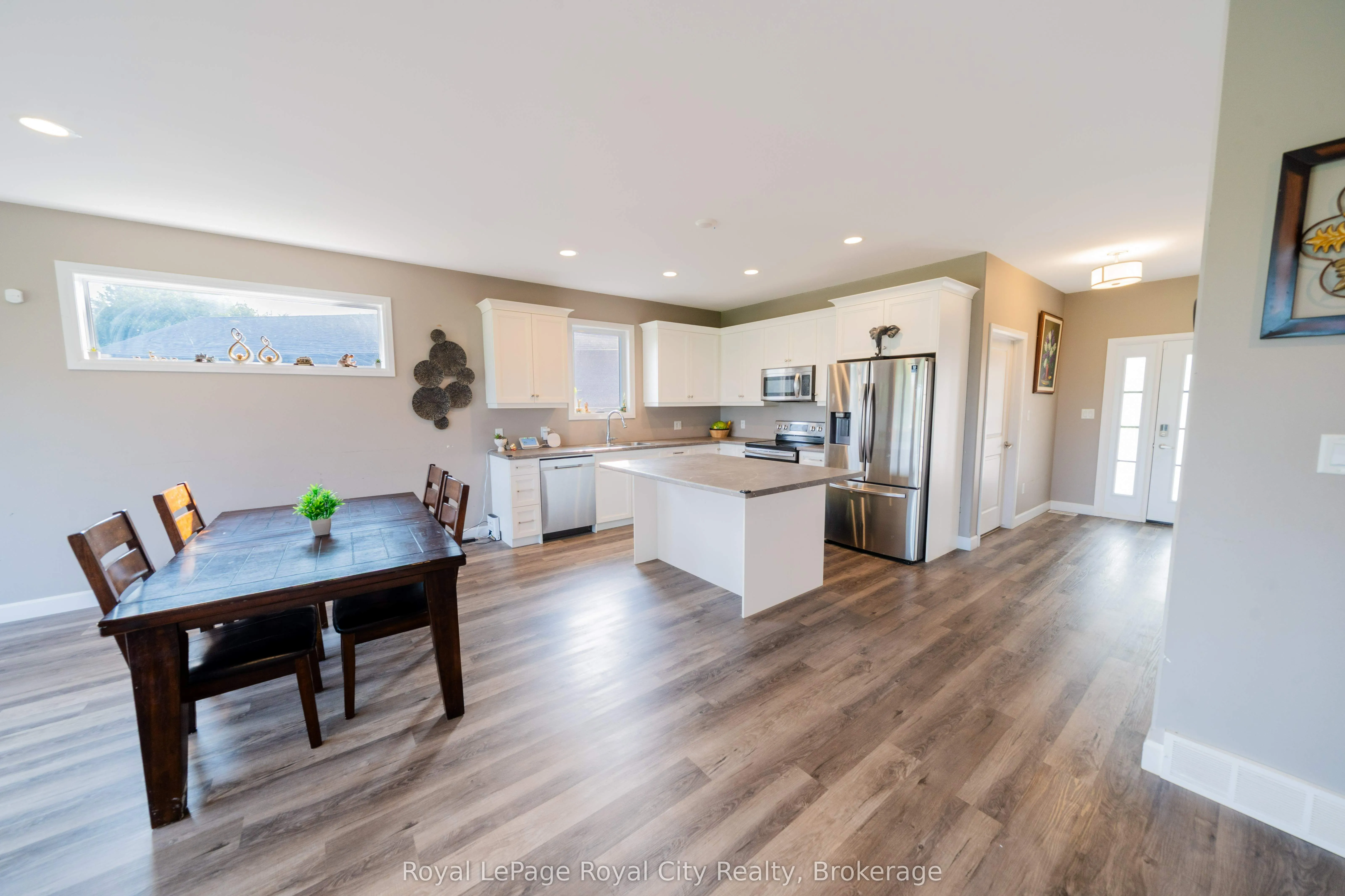 244 Moonstone Crescent