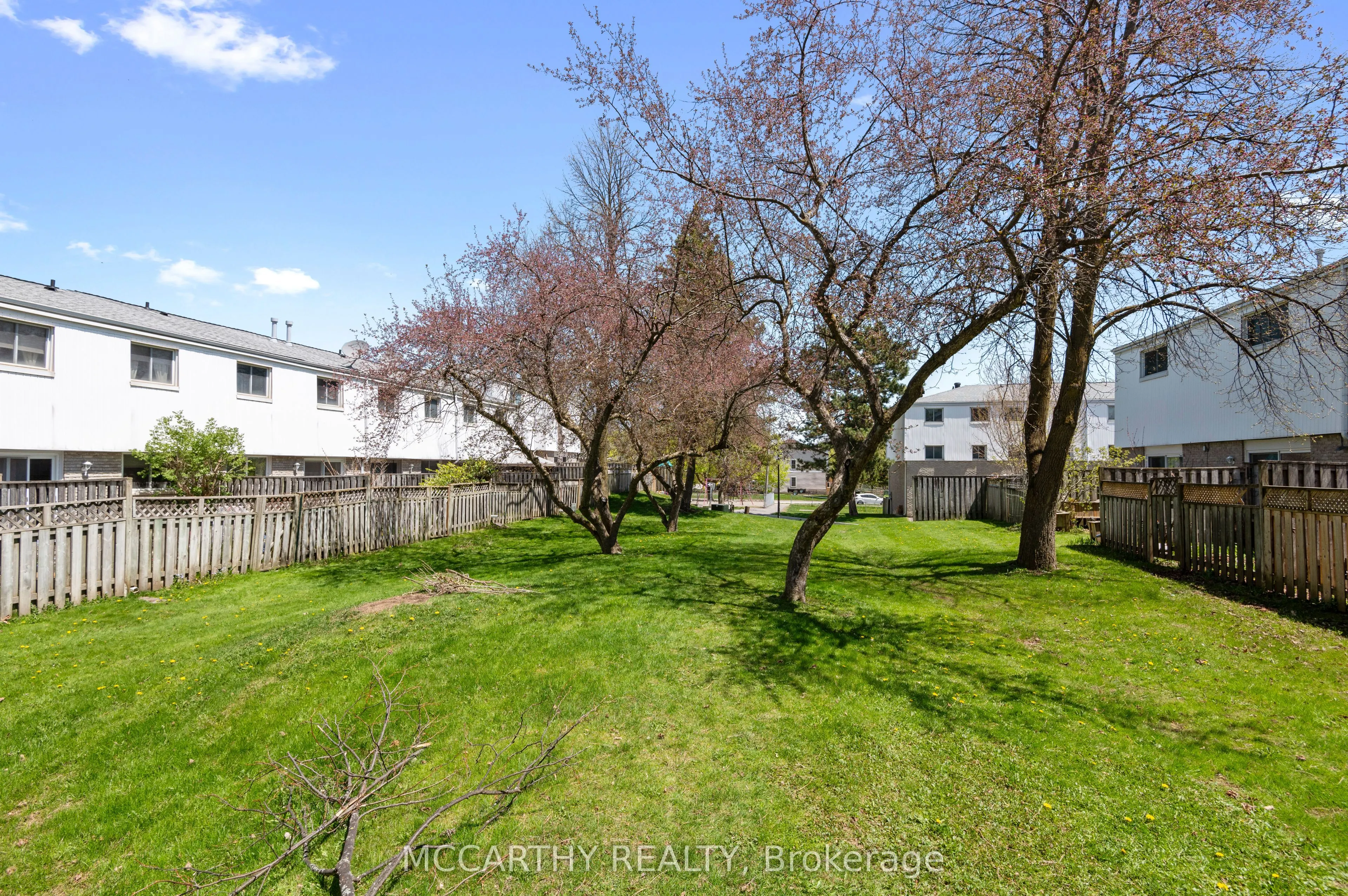 325 William Street, #21