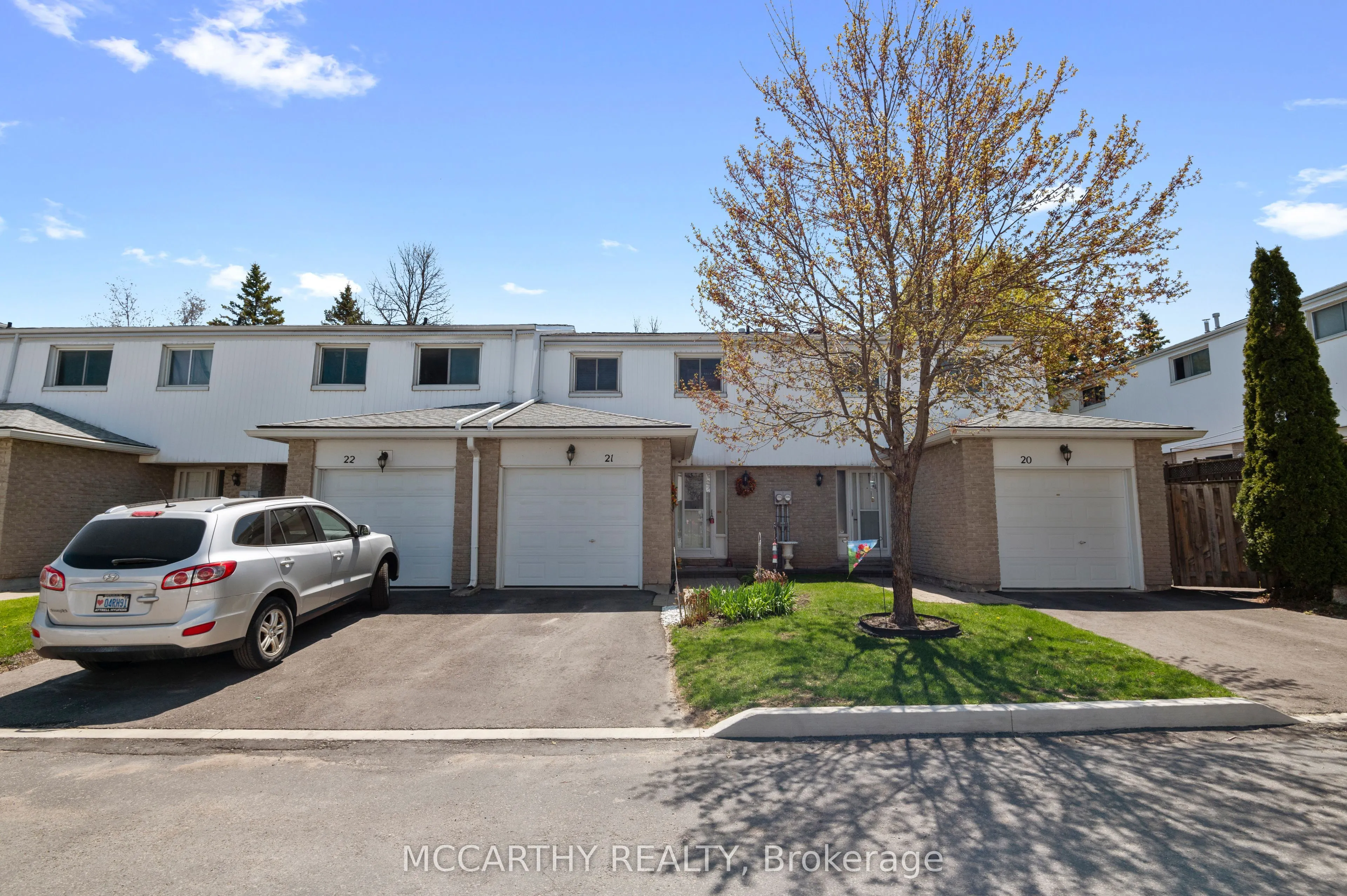 325 William Street, #21