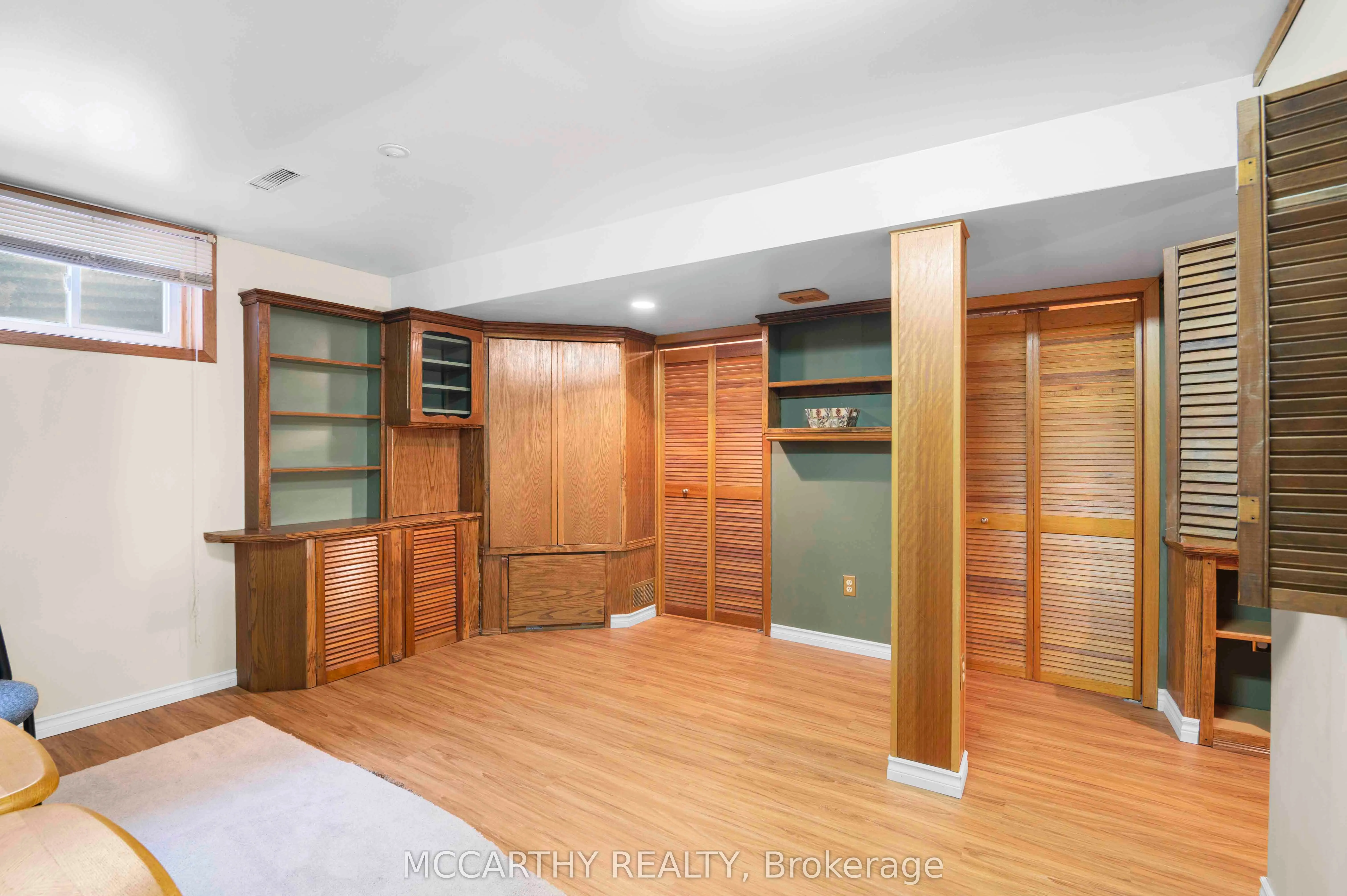 325 William Street, #21