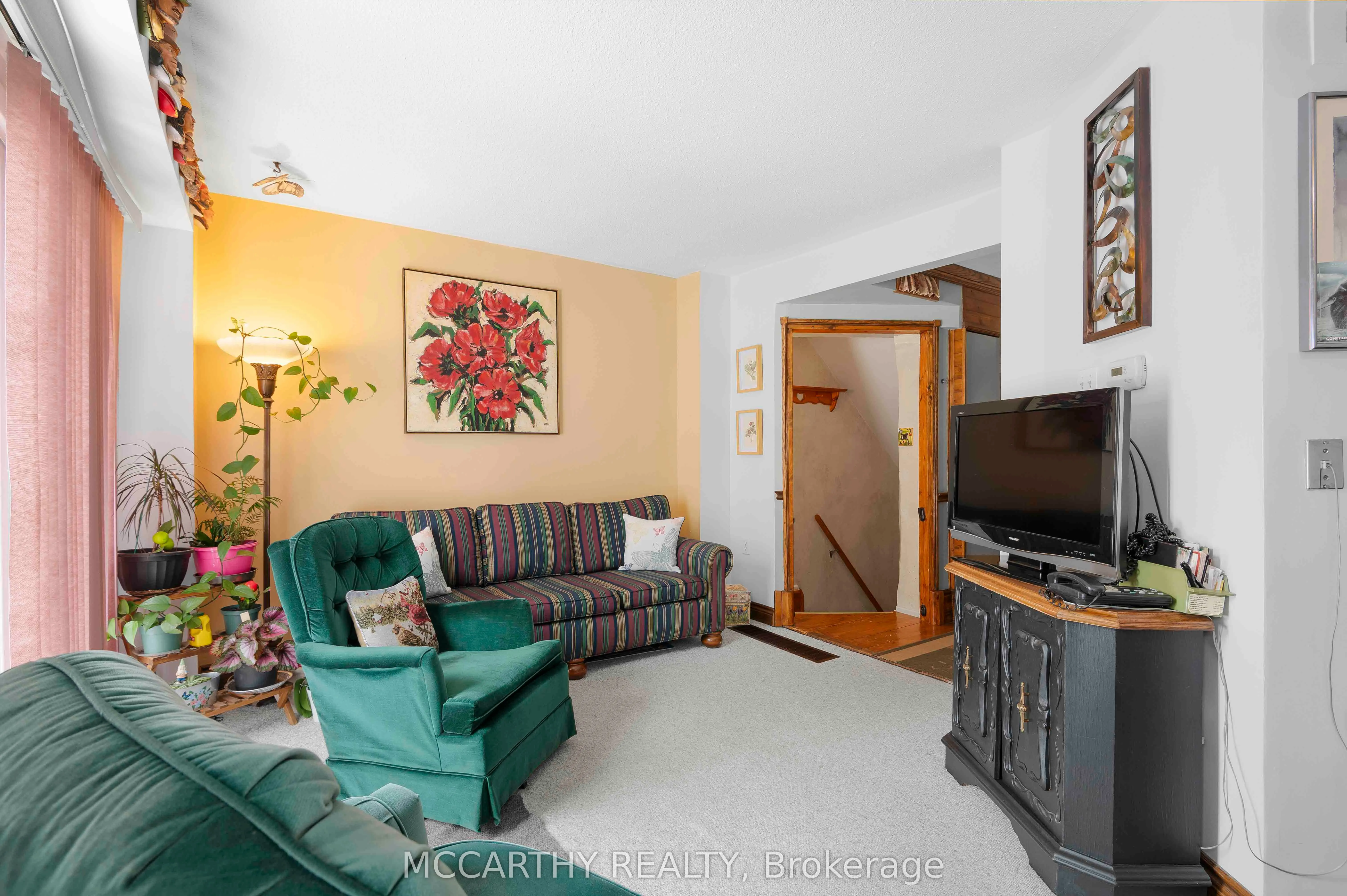 325 William Street, #21