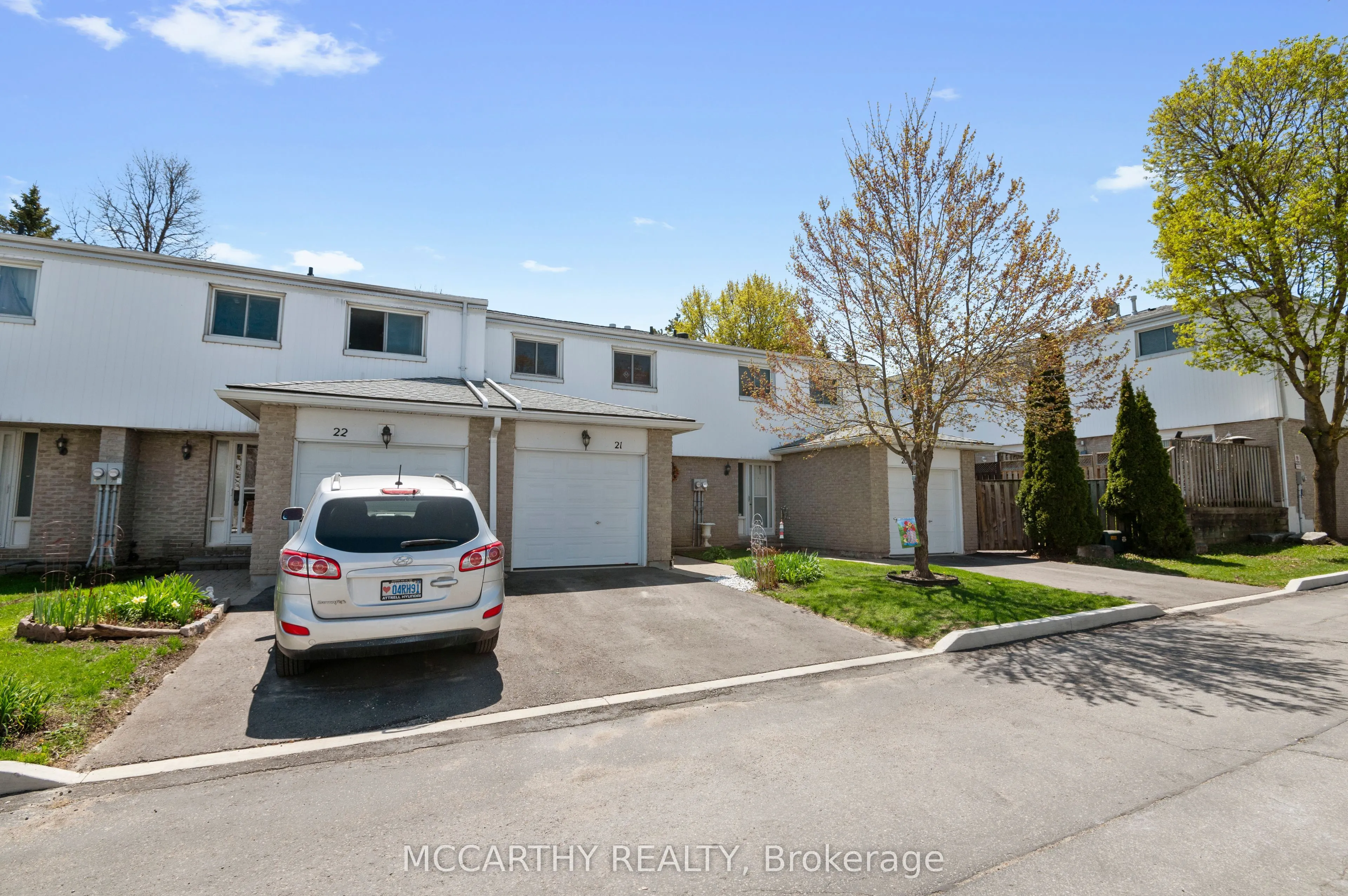 325 William Street, #21