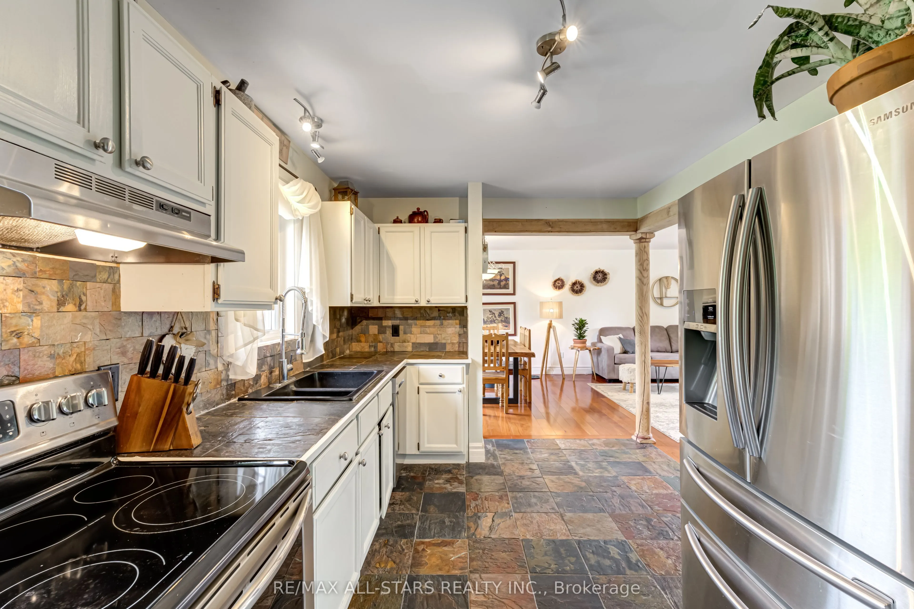 1057 BaseLine Road