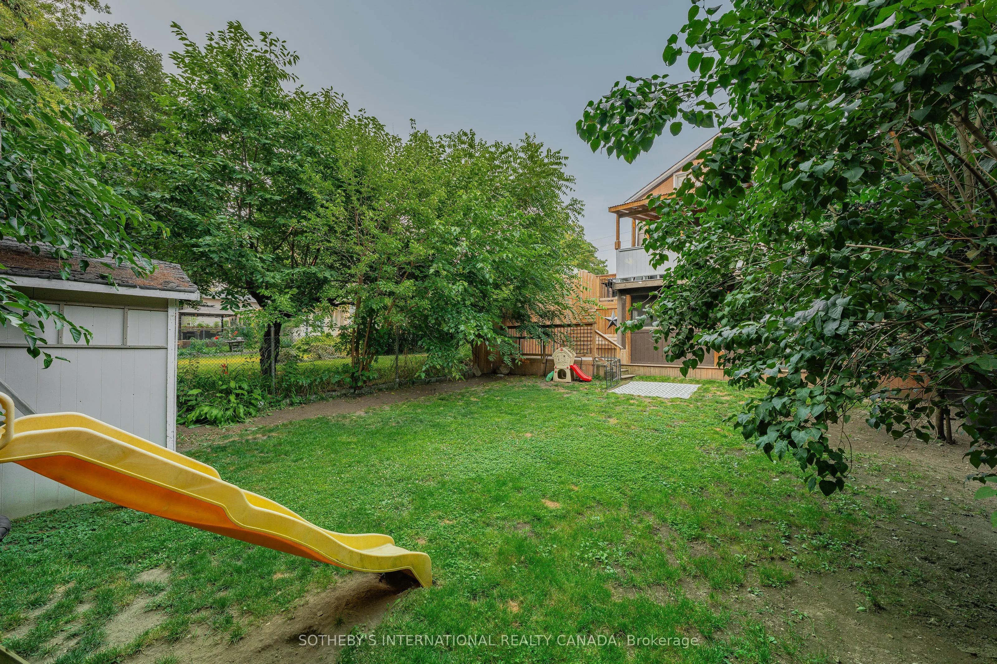 80 Elgin Street N