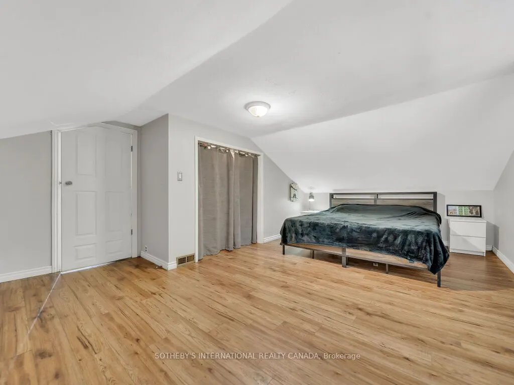 80 Elgin Street N