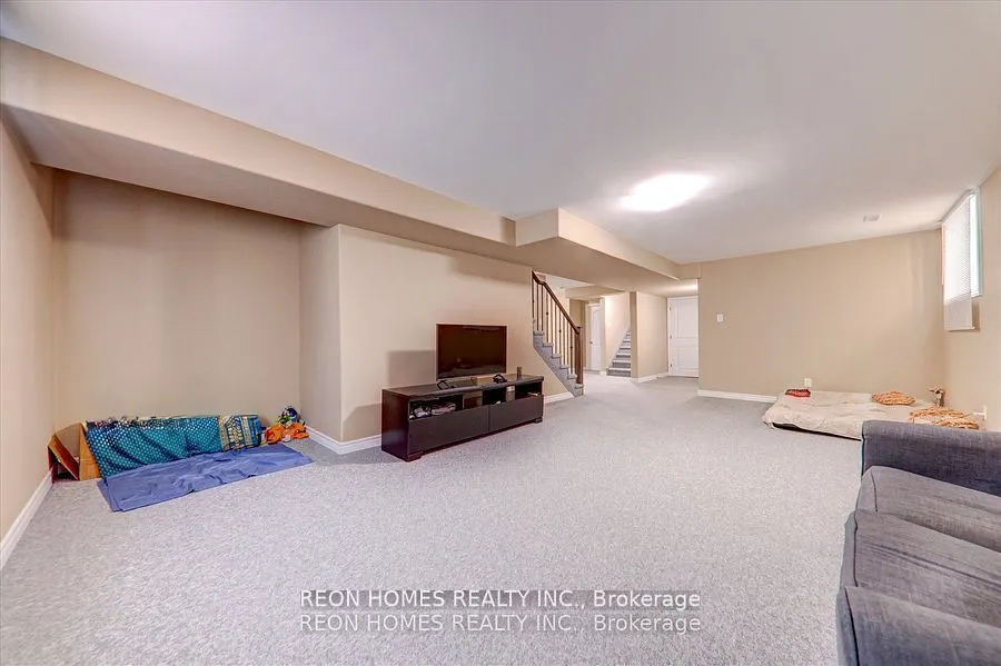 42 York Drive