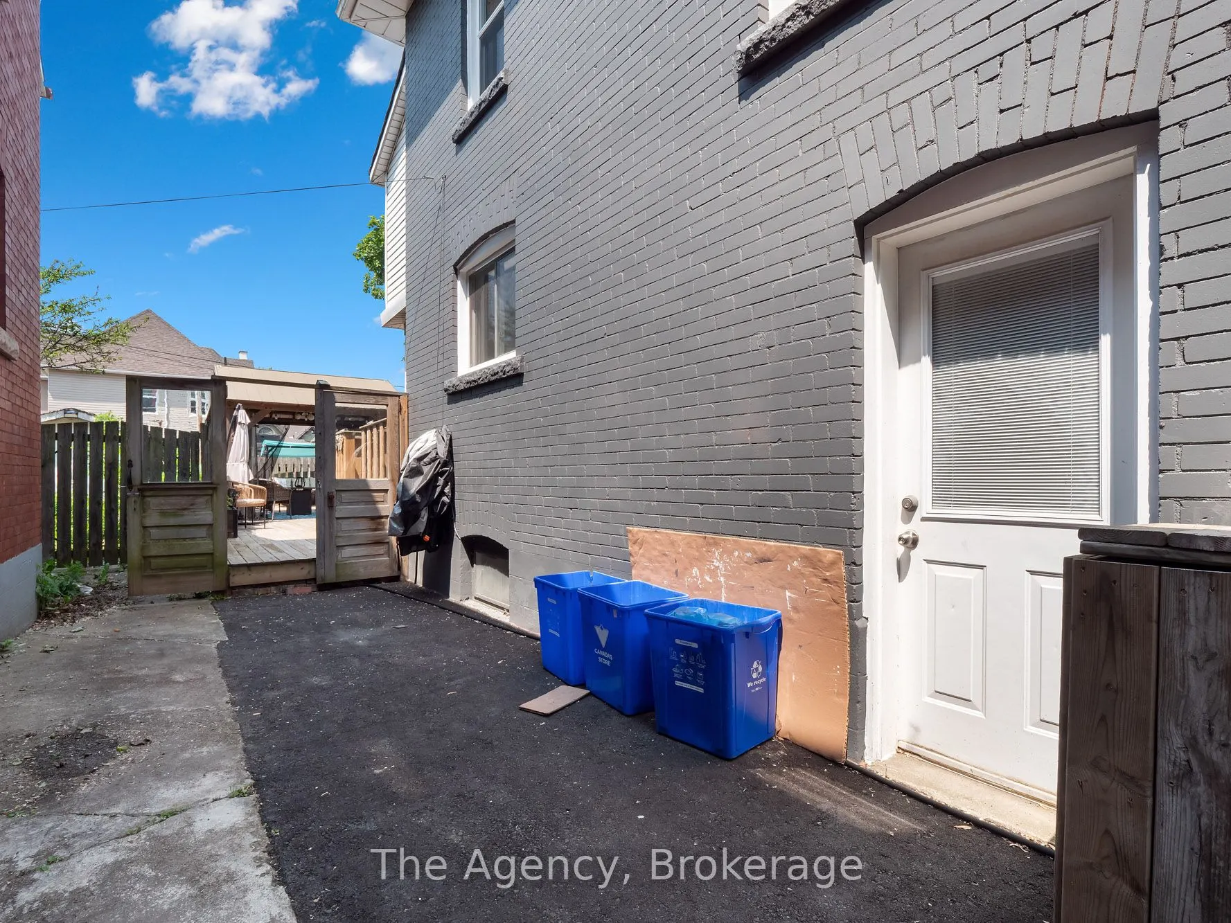 48 Grove Street