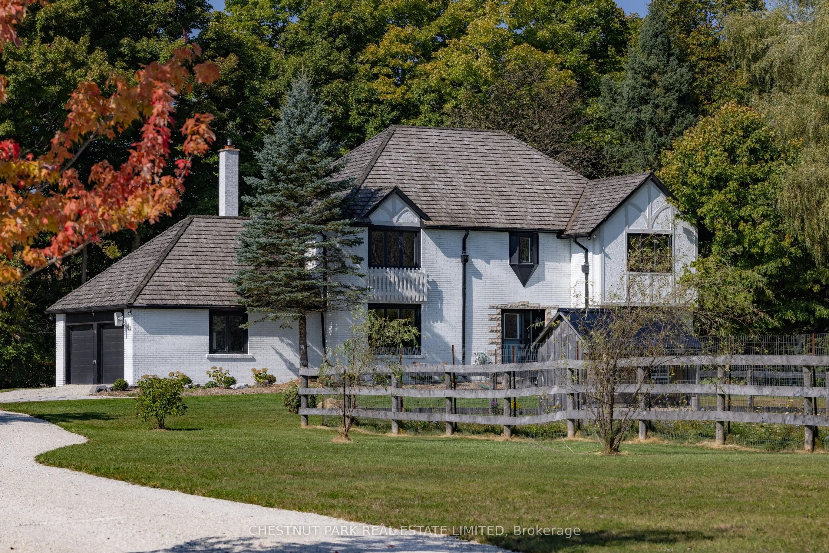 385081 20 Side Road