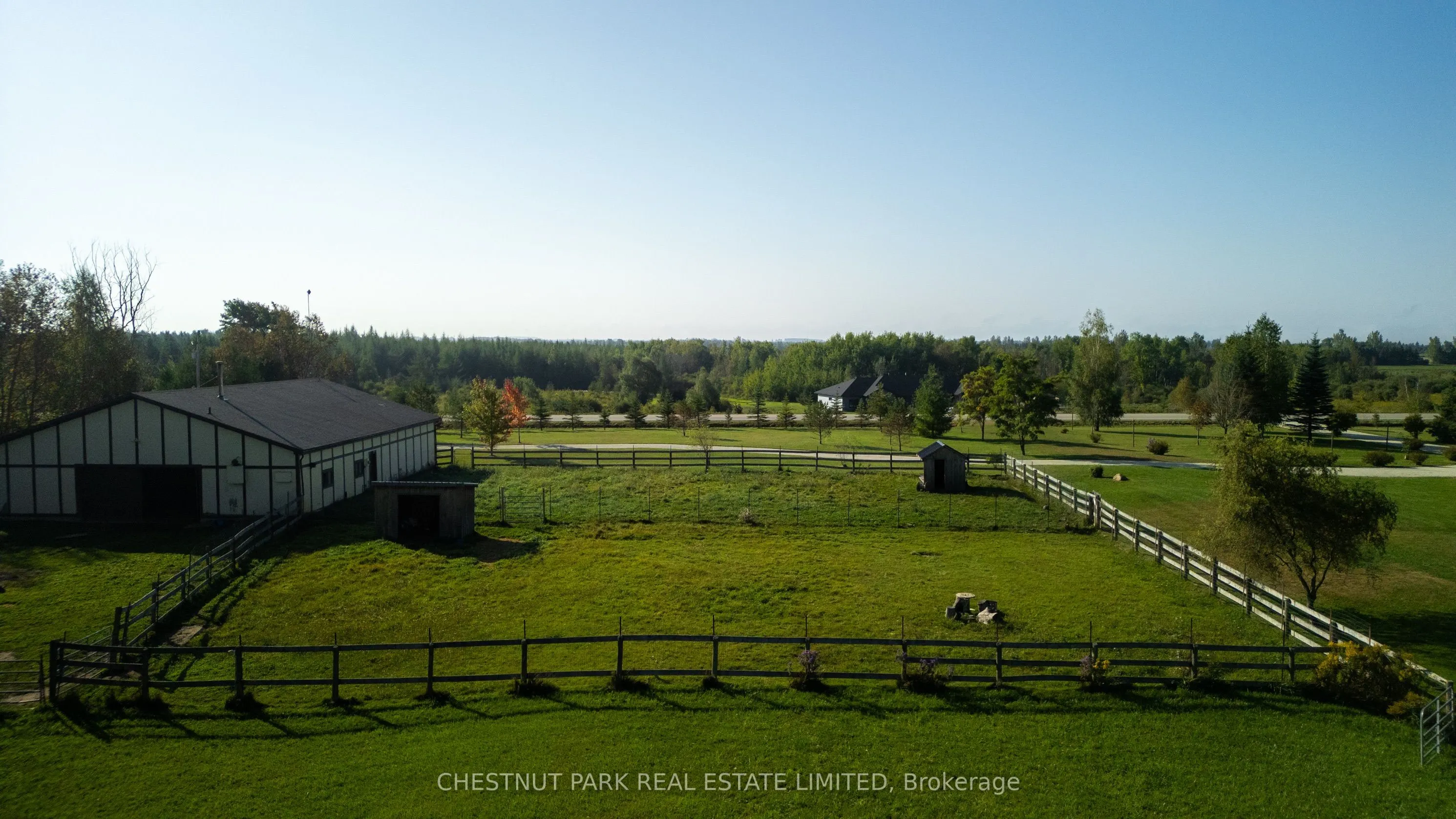 385081 20 Side Road