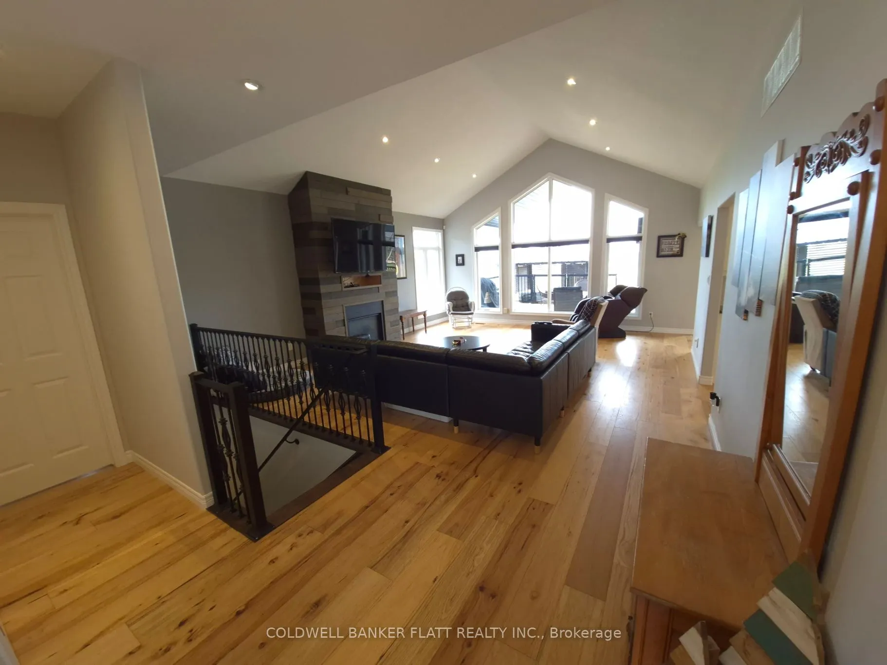 1 Phillips Court