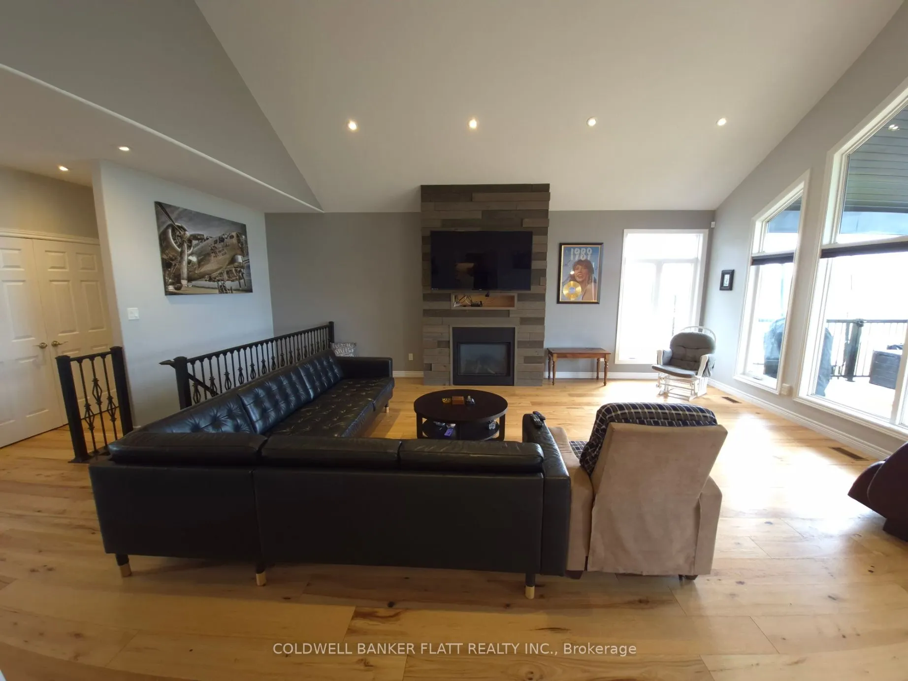 1 Phillips Court