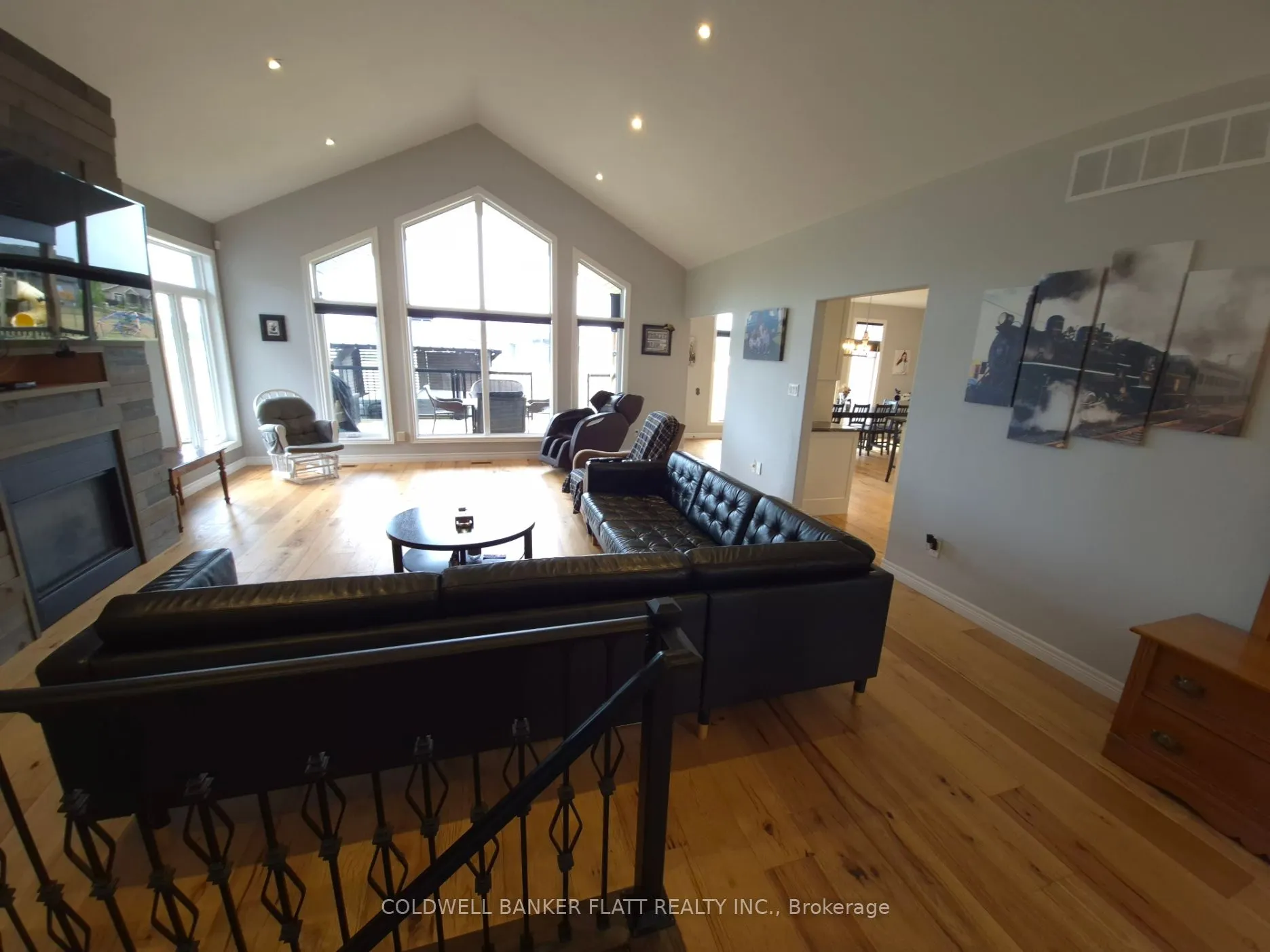 1 Phillips Court