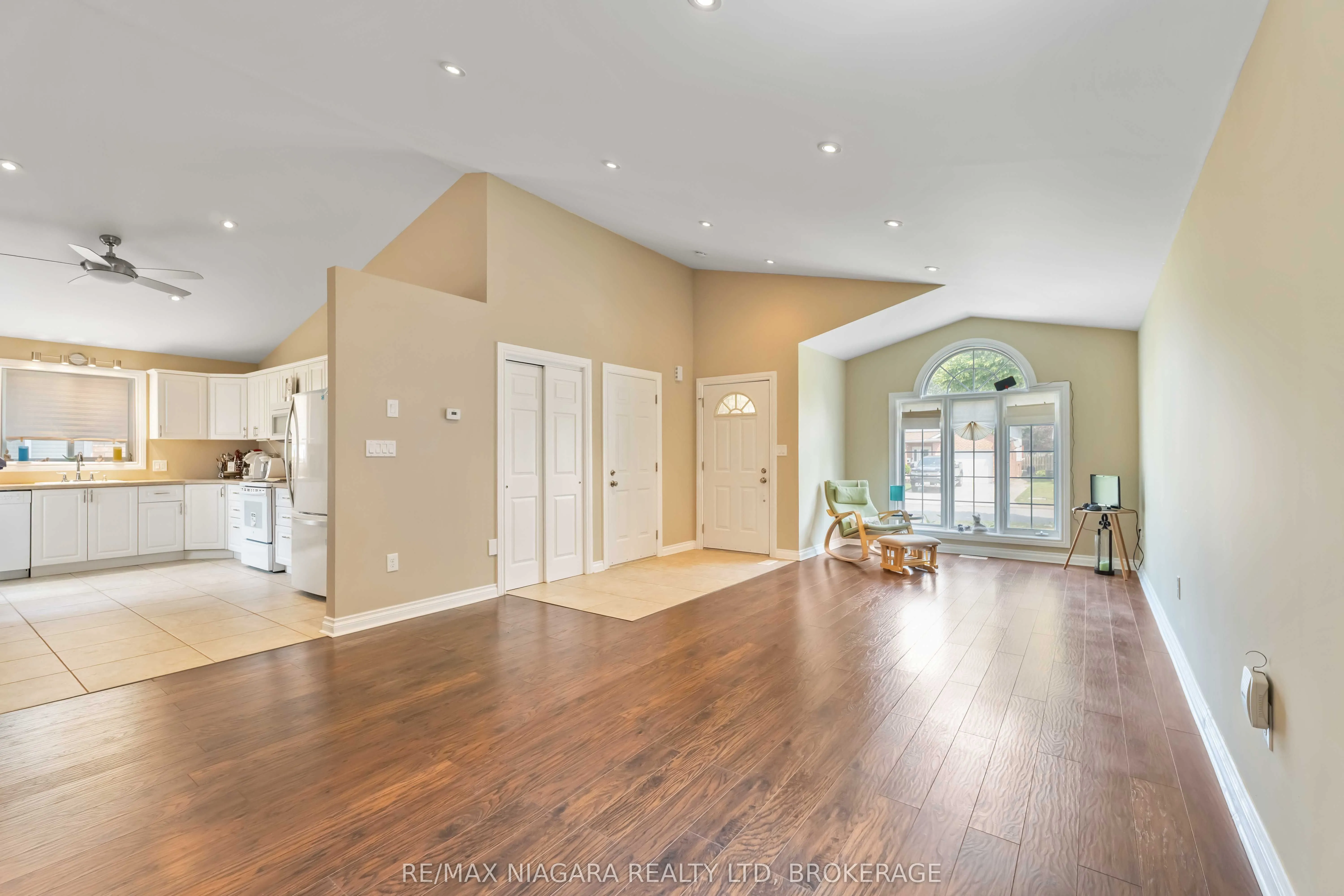 7551 Canterbury Crescent